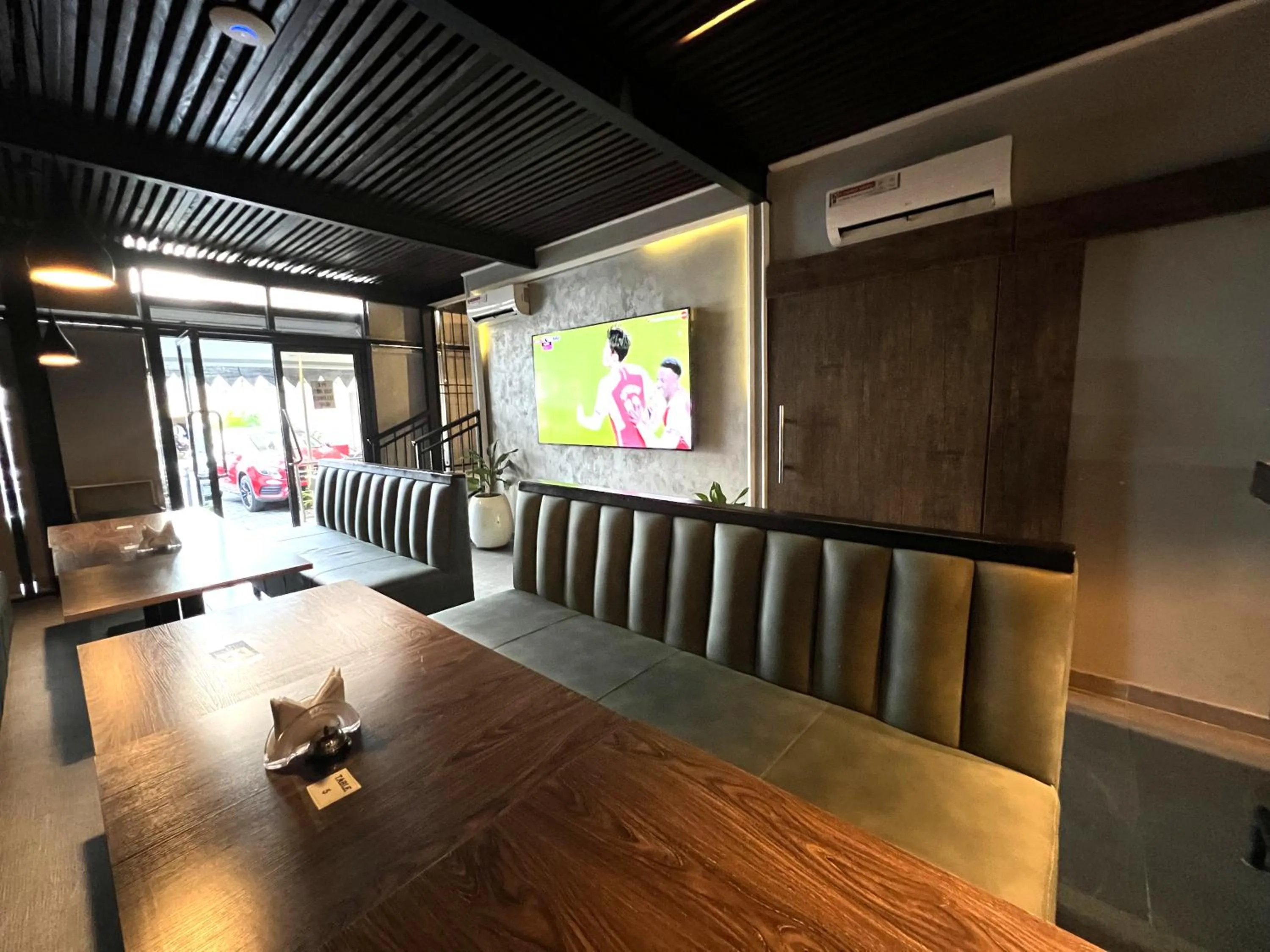 Lounge or bar in Riviera Hotel, Apartments & Resorts