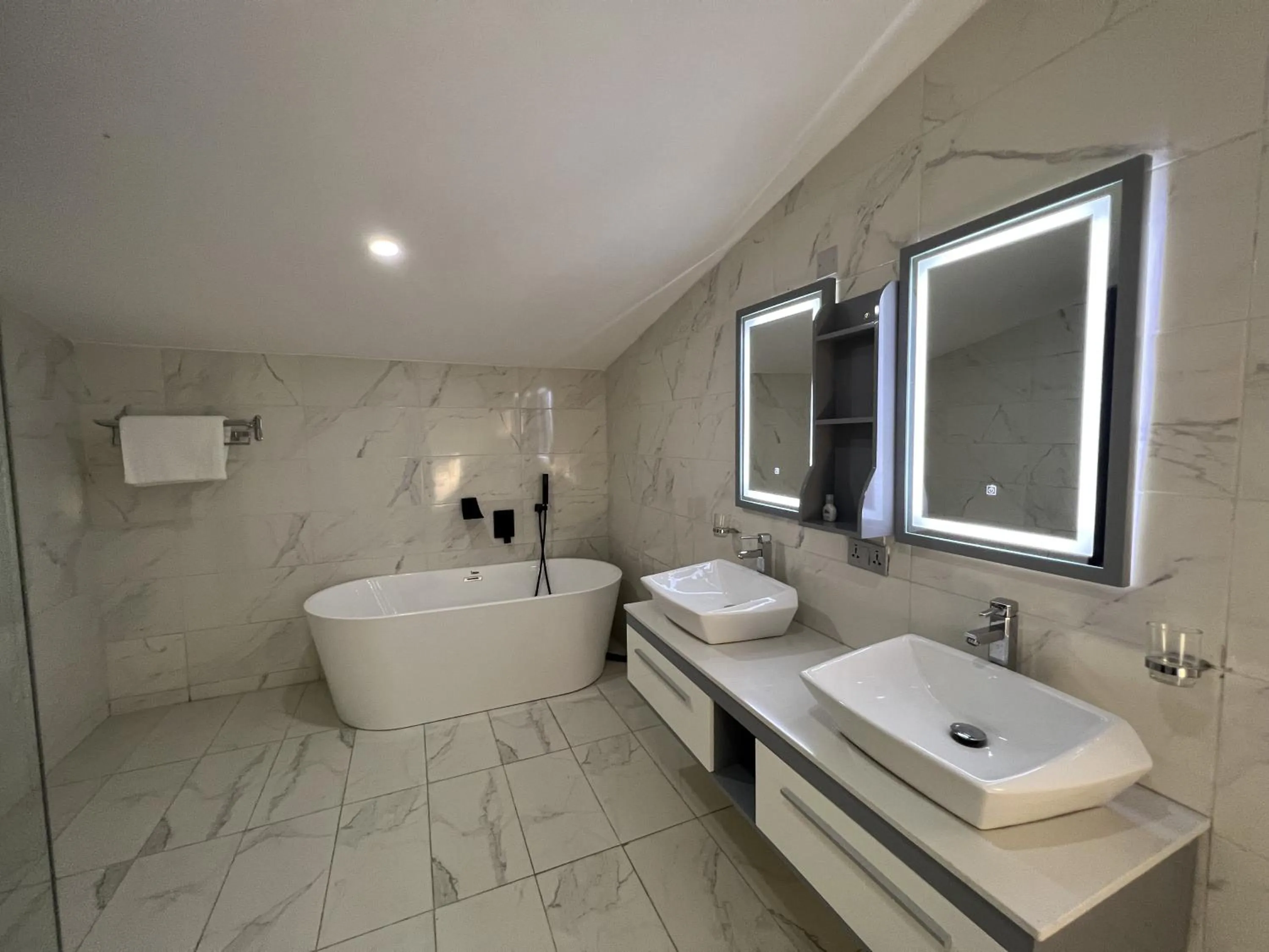 Toilet in Riviera Hotel, Apartments & Resorts