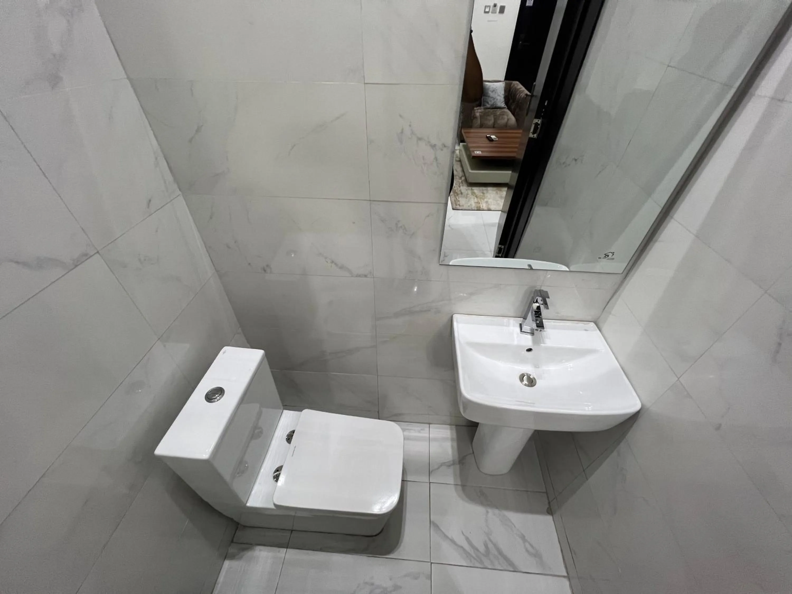 Shower in Riviera Hotel, Apartments & Resorts