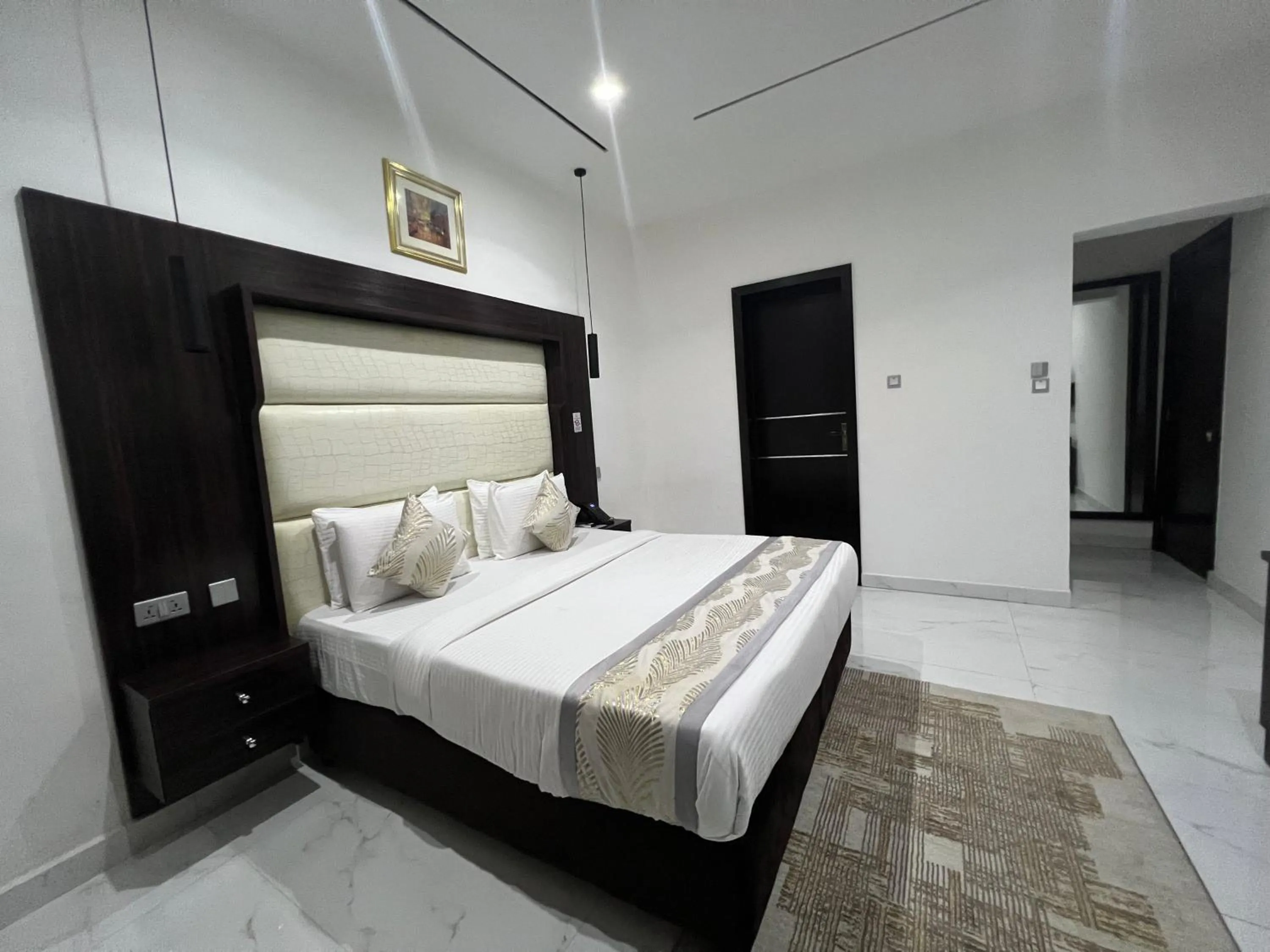 Bed in Riviera Hotel, Apartments & Resorts