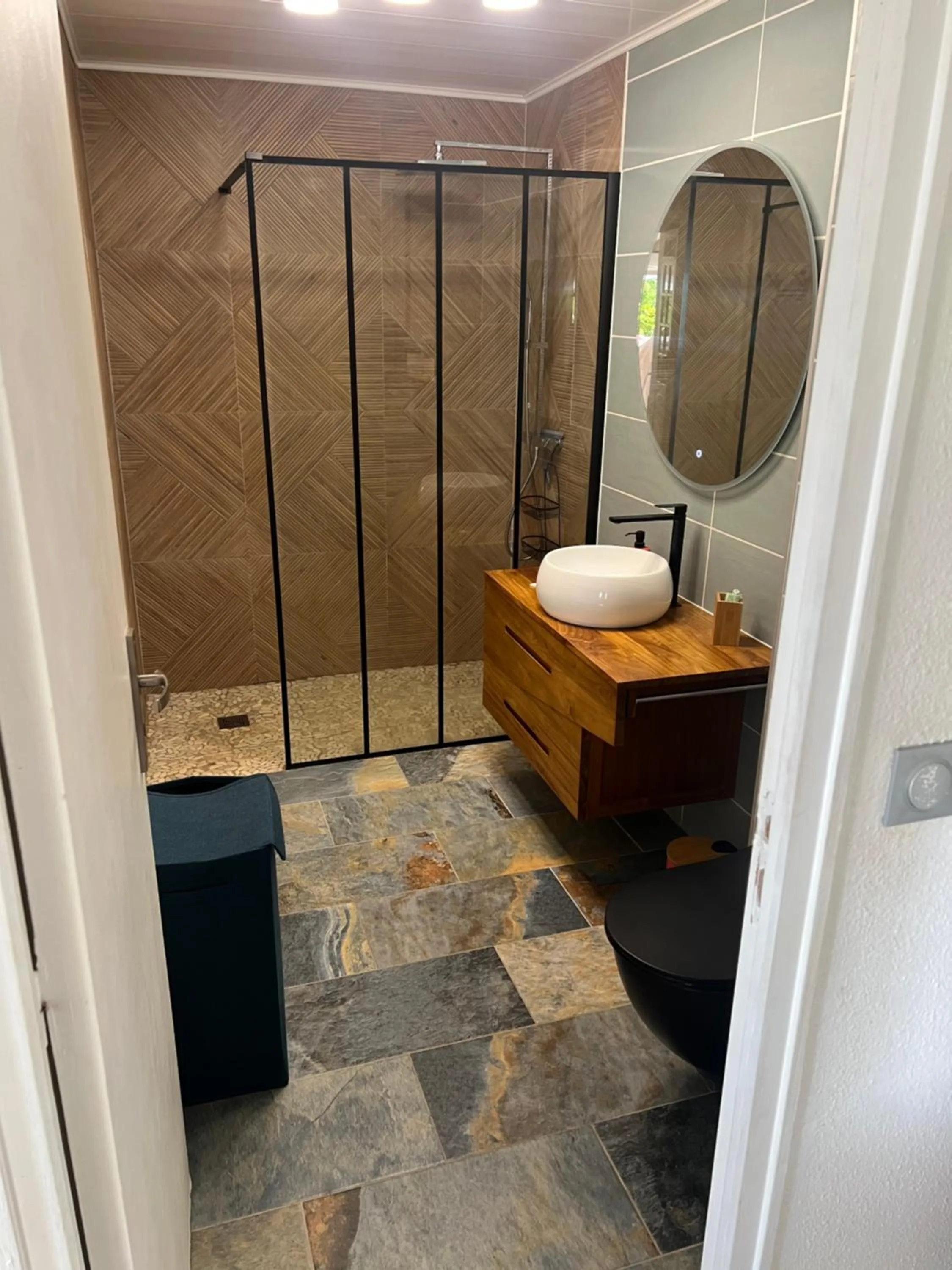 Shower in TI PARADI VUE MER