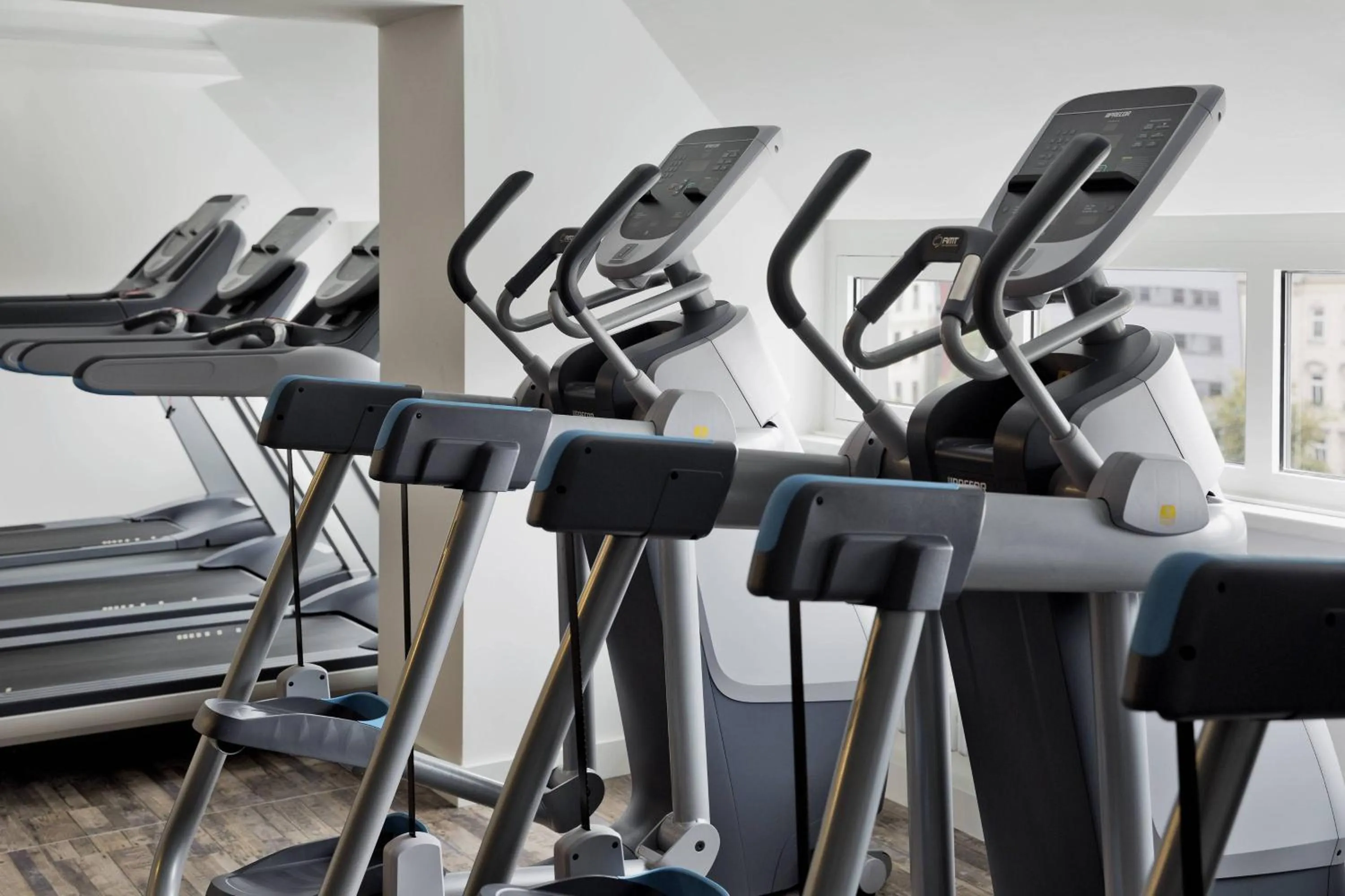 Fitness centre/facilities in Renaissance Vienna Schönbrunn Hotel
