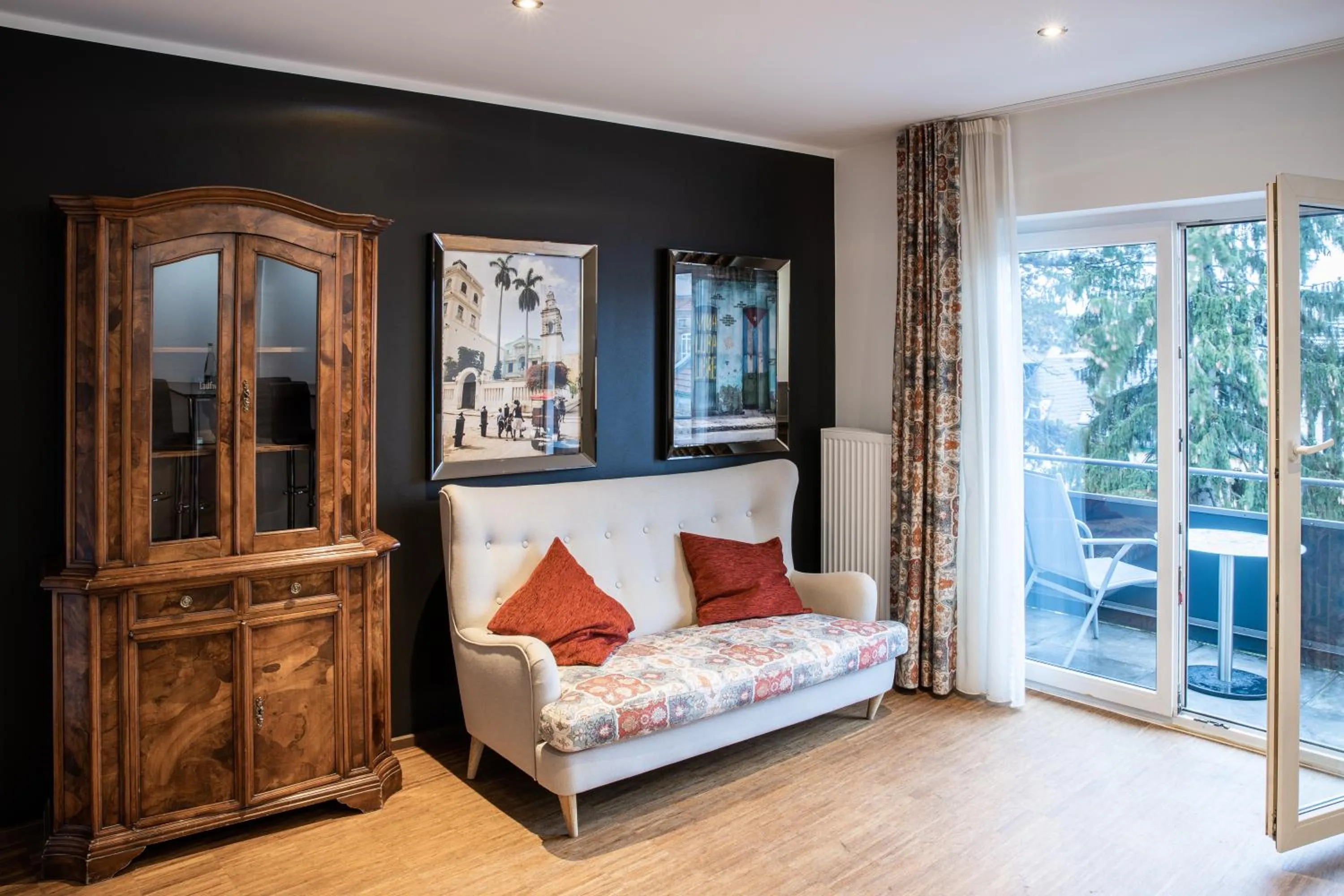 Living room, Bed in BoardingWorld Heidelberg