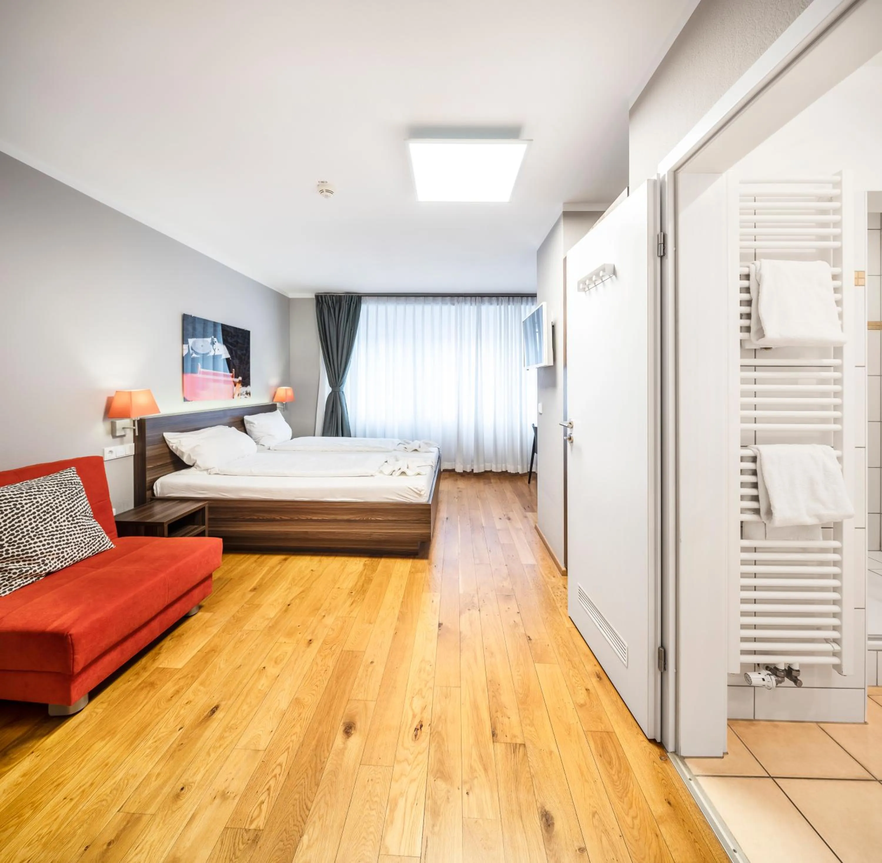 Photo of the whole room, Bed in BoardingWorld Heidelberg