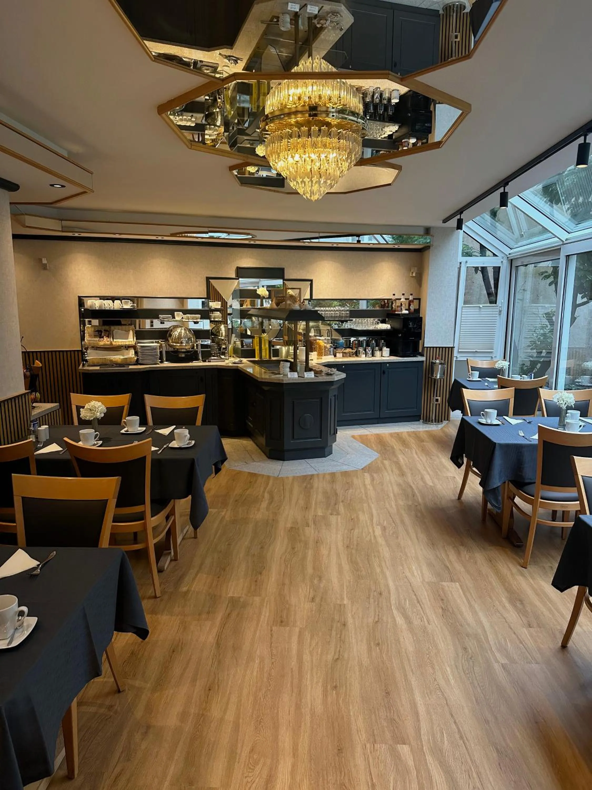 Breakfast in Ambient Hotel Zum Schwan