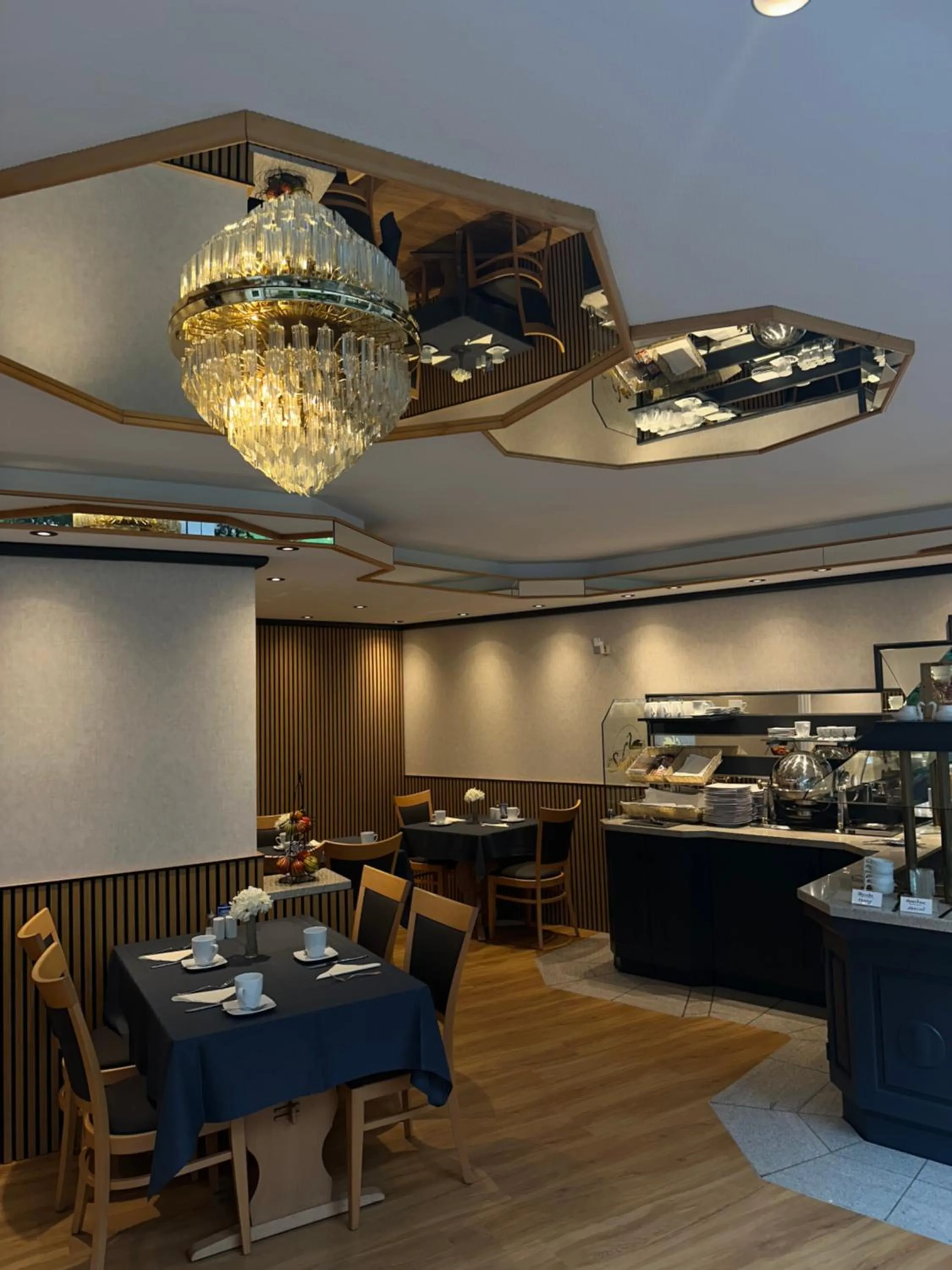 Breakfast in Ambient Hotel Zum Schwan