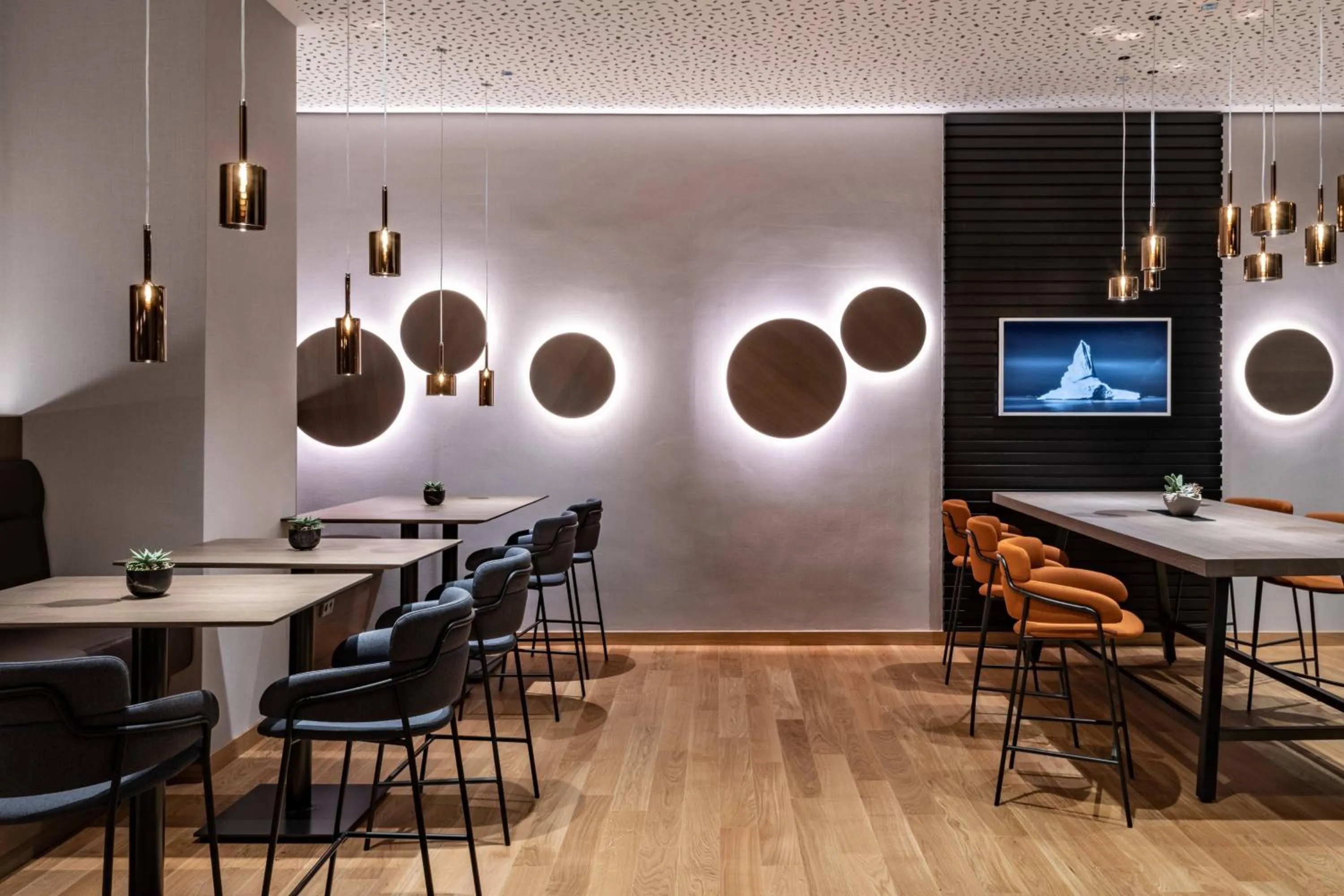 Lounge or bar in Frankfurt Marriott Hotel