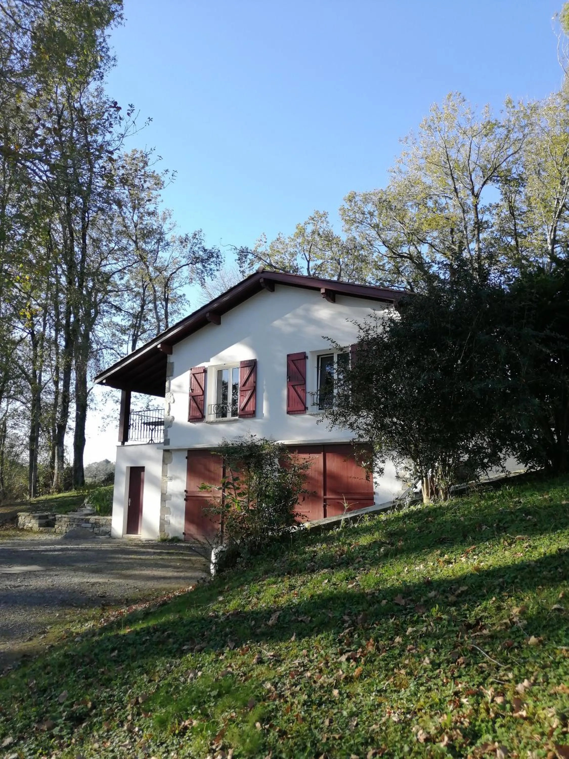 Facade/entrance in VILLA XARAN ERDIAN Gîte LA PETITE MAISON