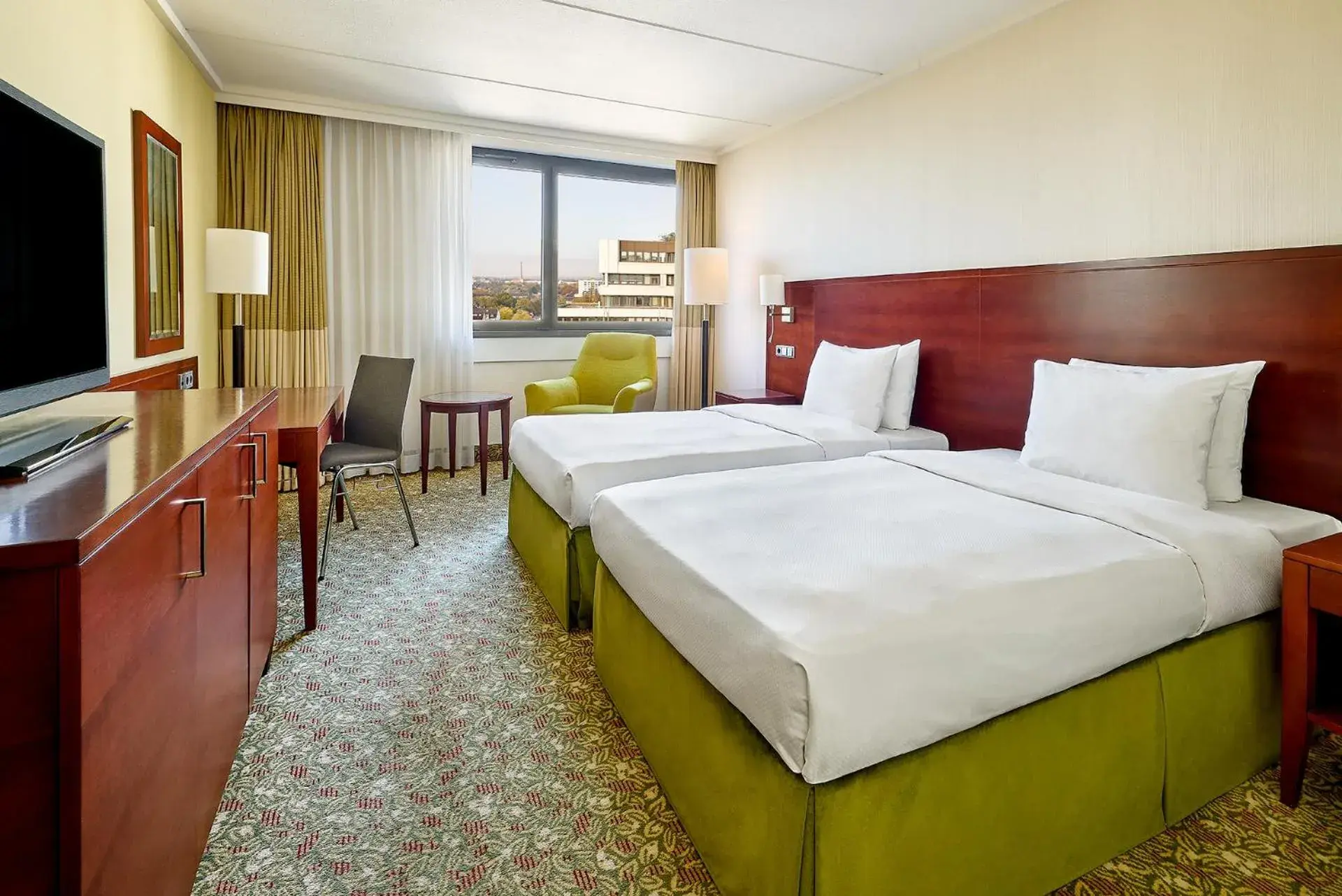 Larger Guest room, 2 Twin/Single Bed(s), High floor in Courtyard by Marriott Düsseldorf Seestern Larger Guest room, 2 Twin/Single Bed(s), High floor in Courtyard by Marriott Düsseldorf Seestern