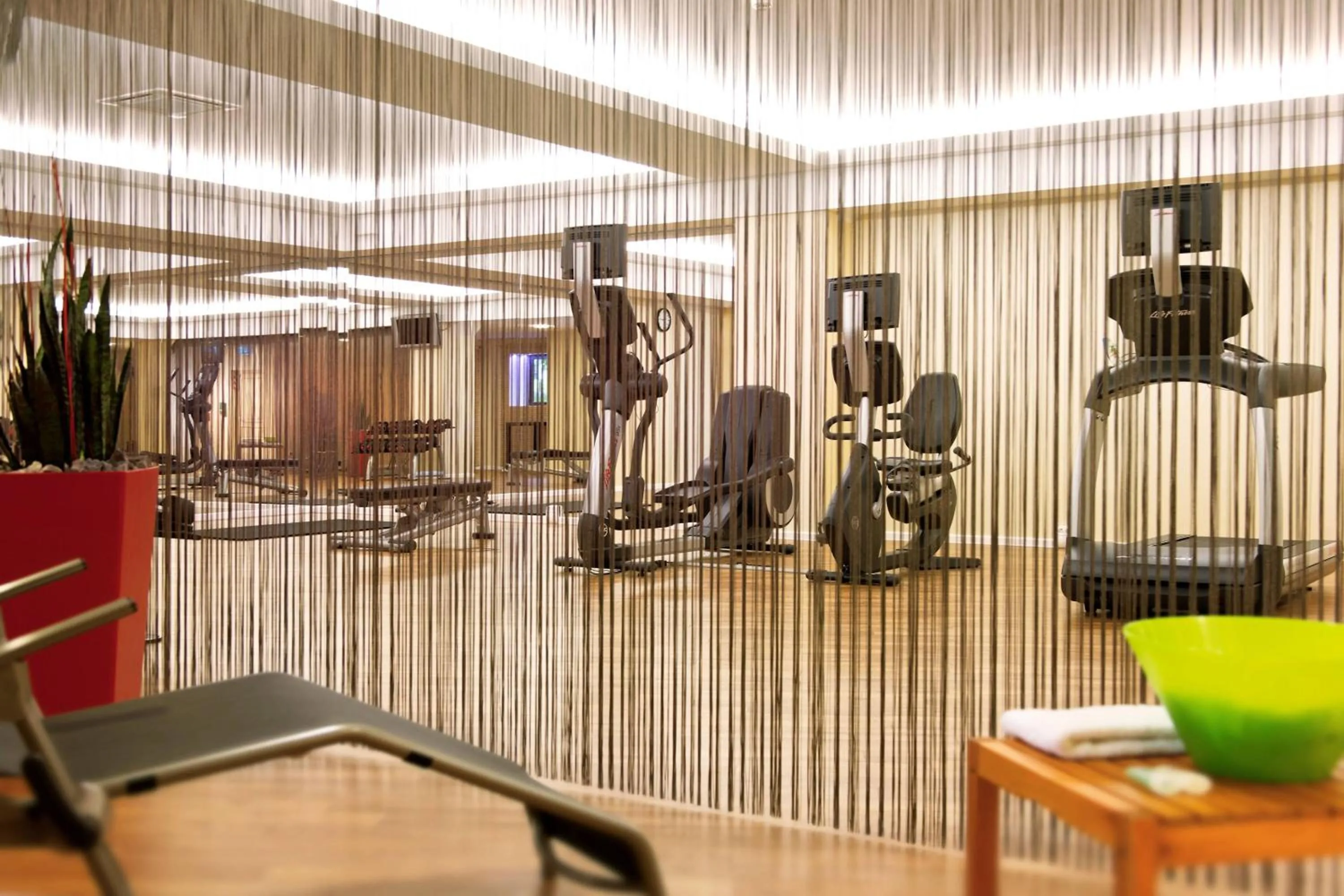 Fitness centre/facilities in Courtyard by Marriott Düsseldorf Seestern