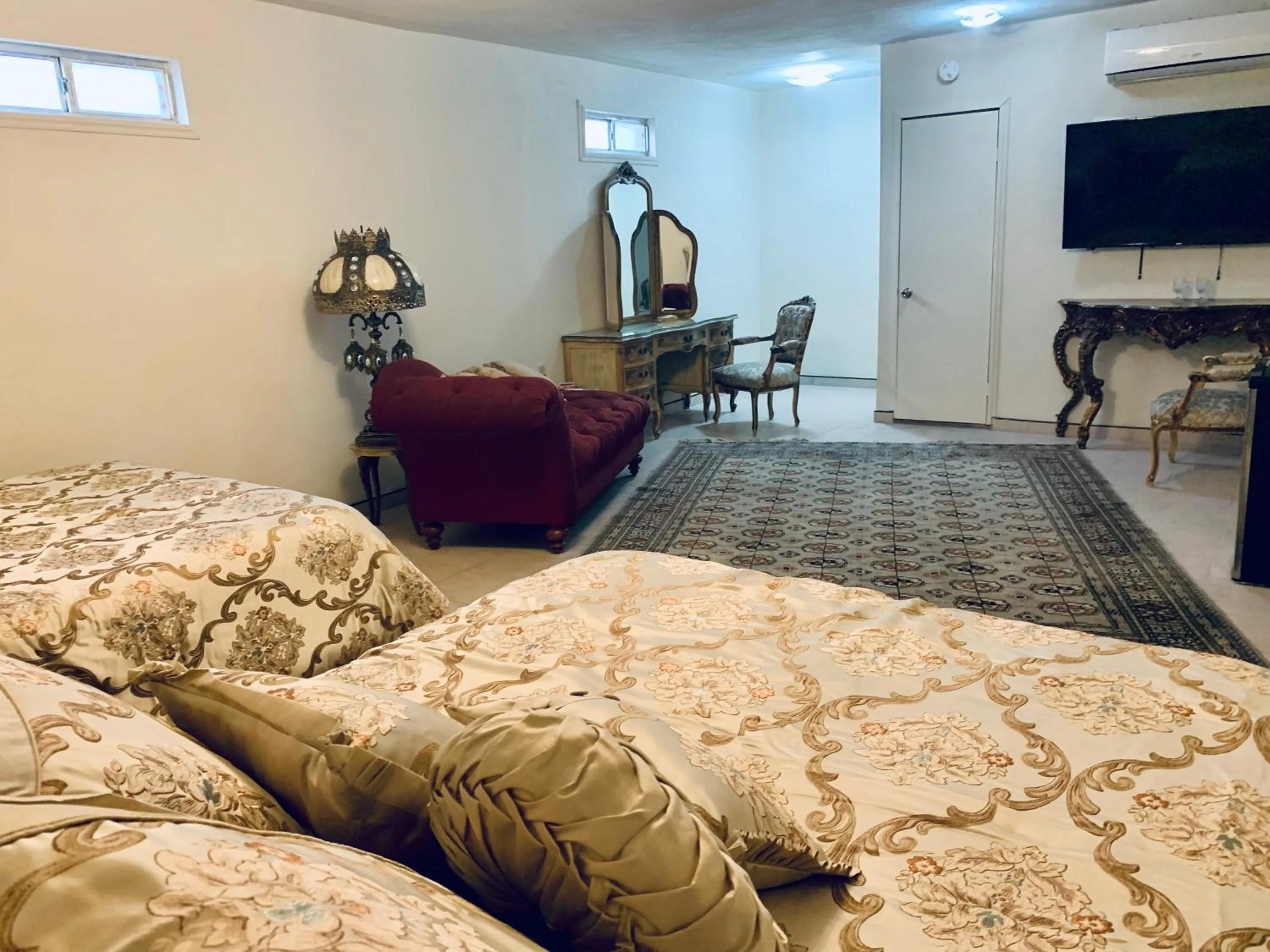 Communal lounge/ TV room, Bed in Casa Almar