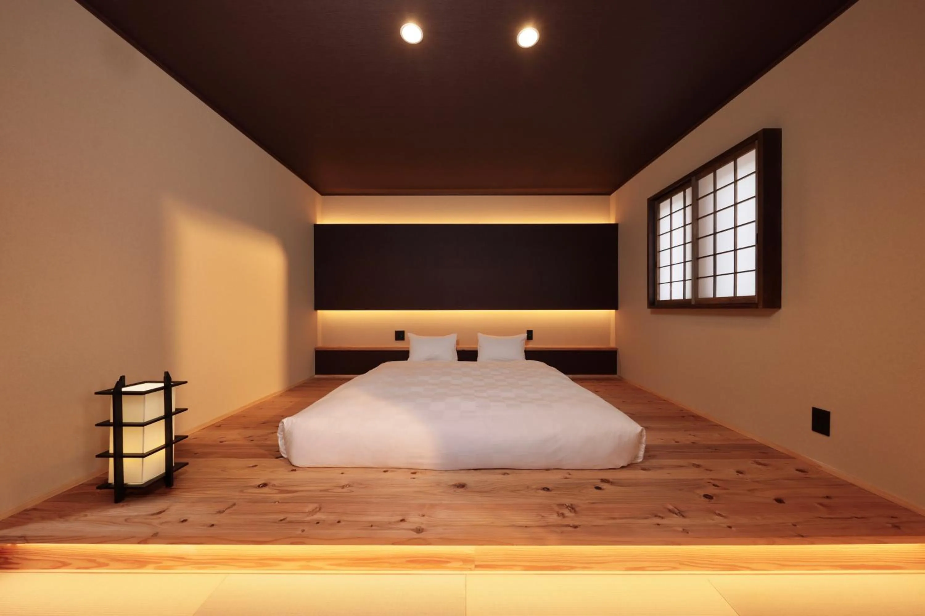 Bedroom, Bed in Crystal Besso Shirahama