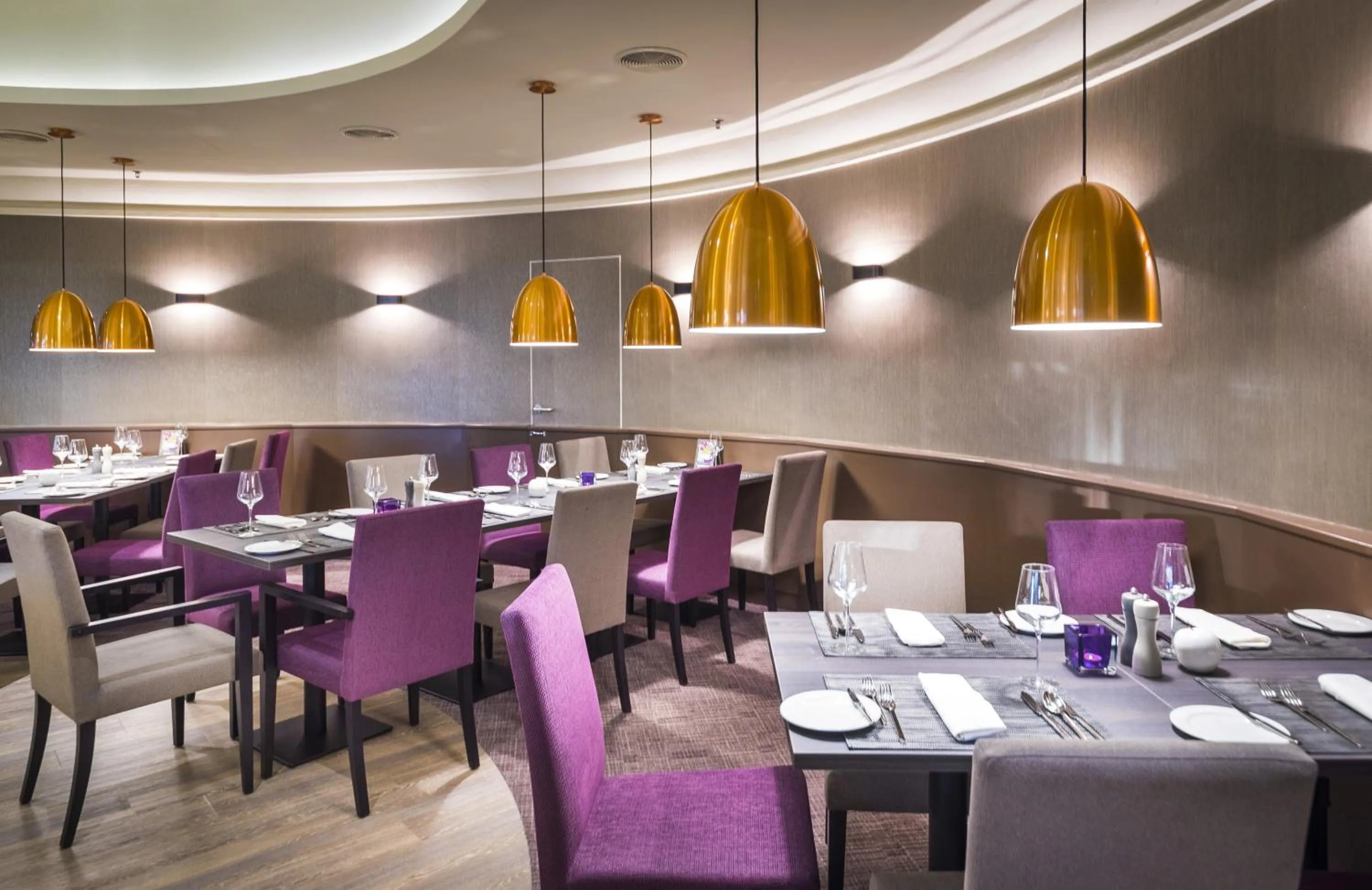 Restaurant/places to eat in Hotel Ramada by Wyndham Graz