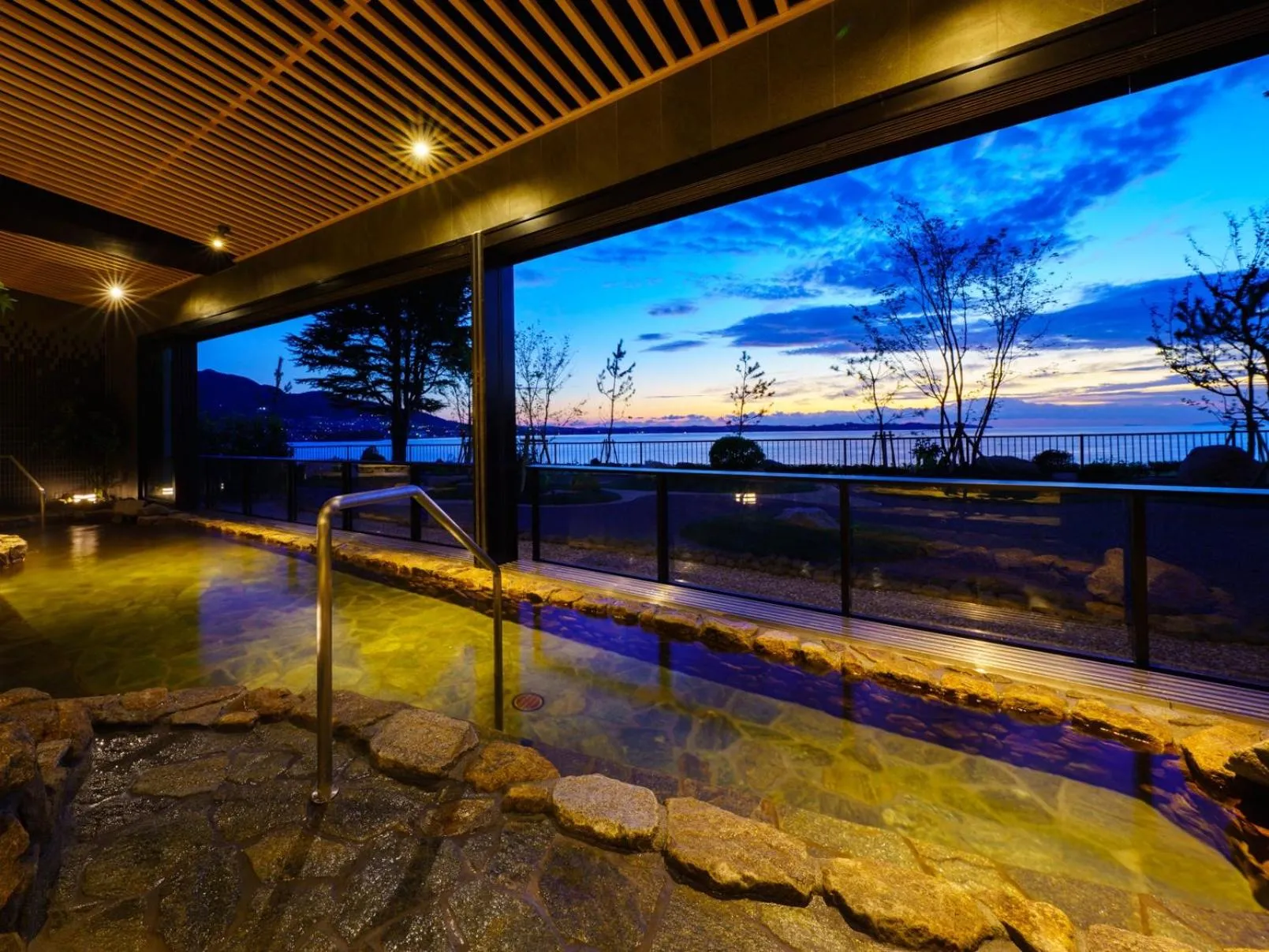 Public Bath in Grandvrio Hotel Beppuwan Wakura - ROUTE INN HOTELS -