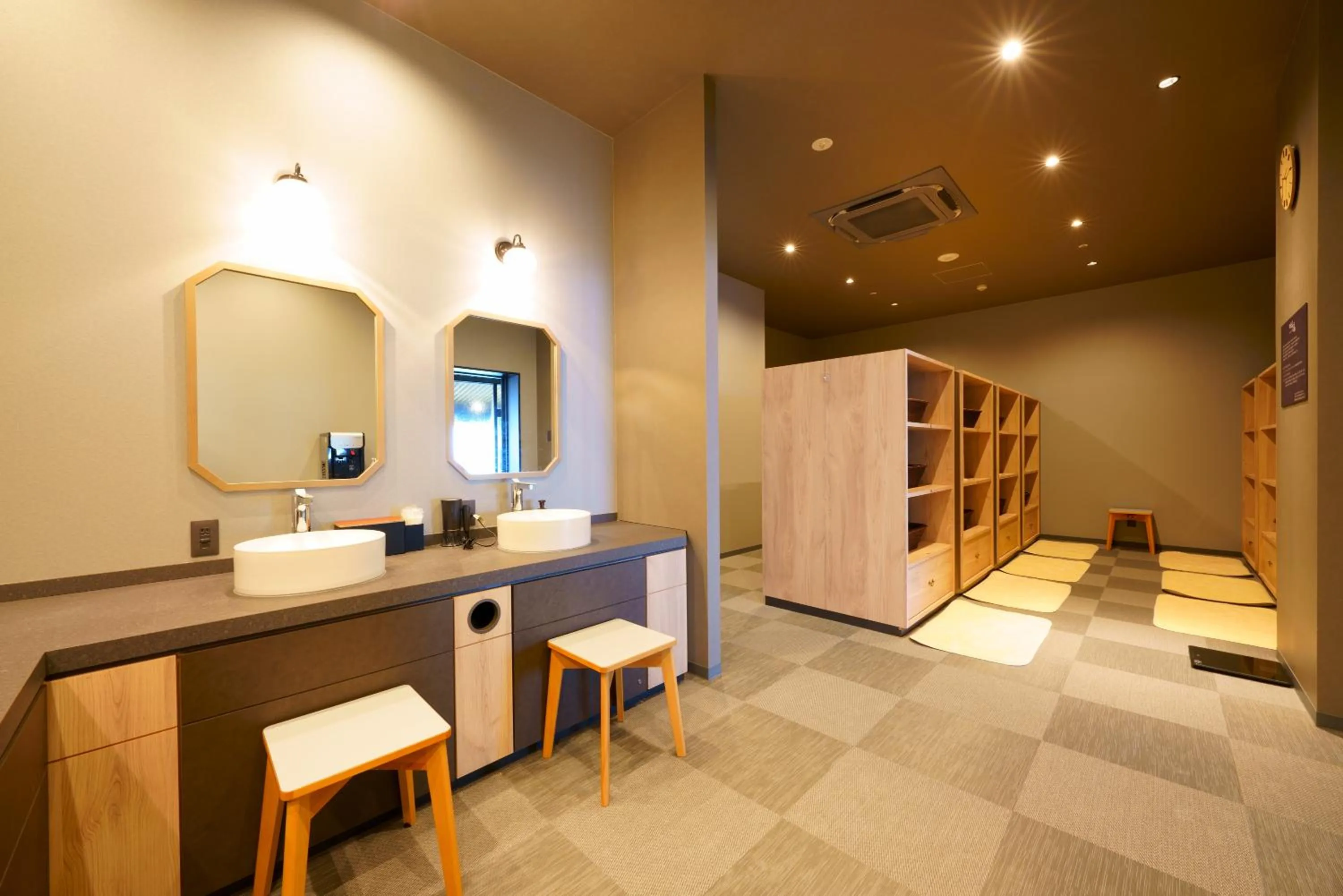 Hot Spring Bath in Grandvrio Hotel Beppuwan Wakura - ROUTE INN HOTELS -