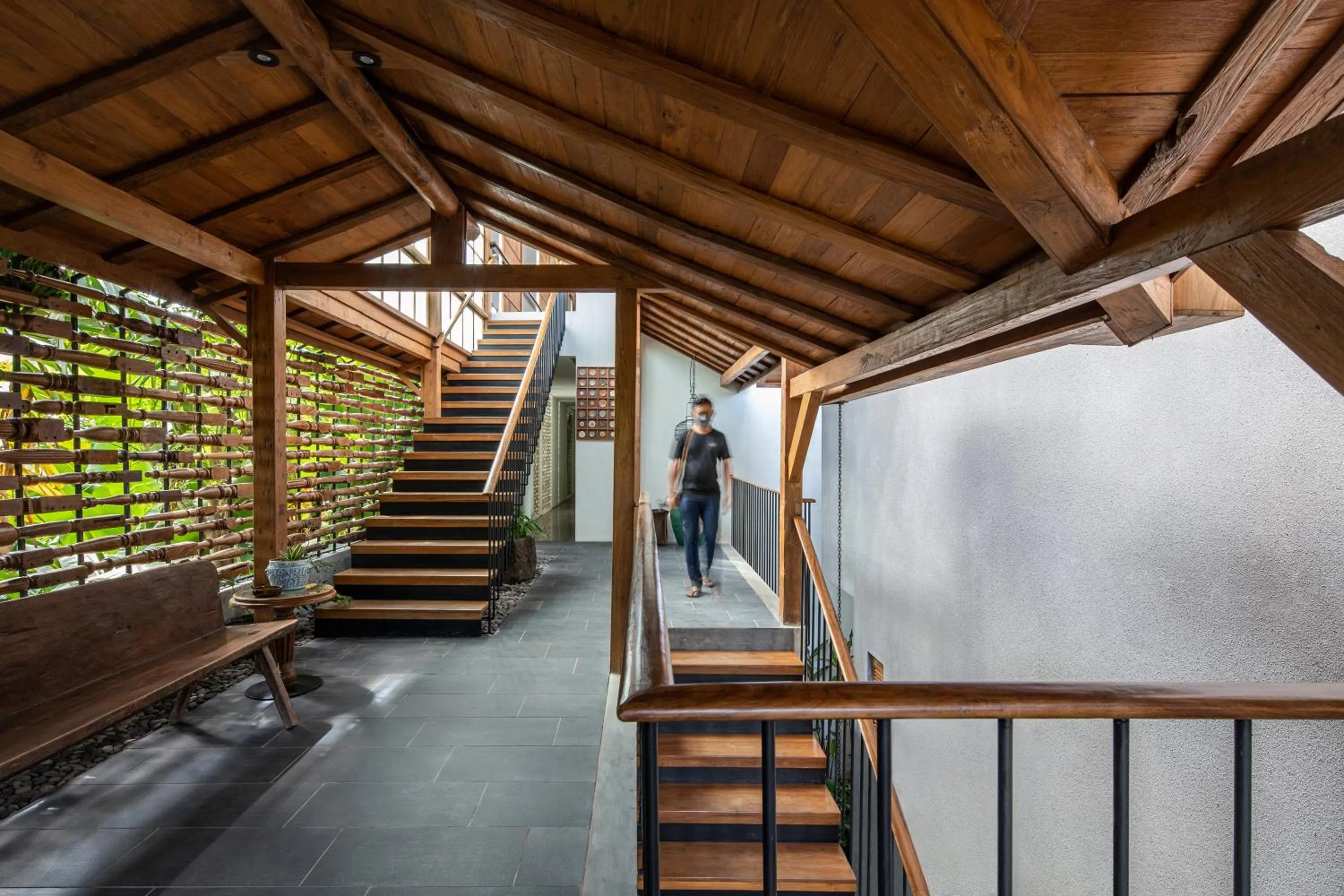 Property building in Tekuni 2