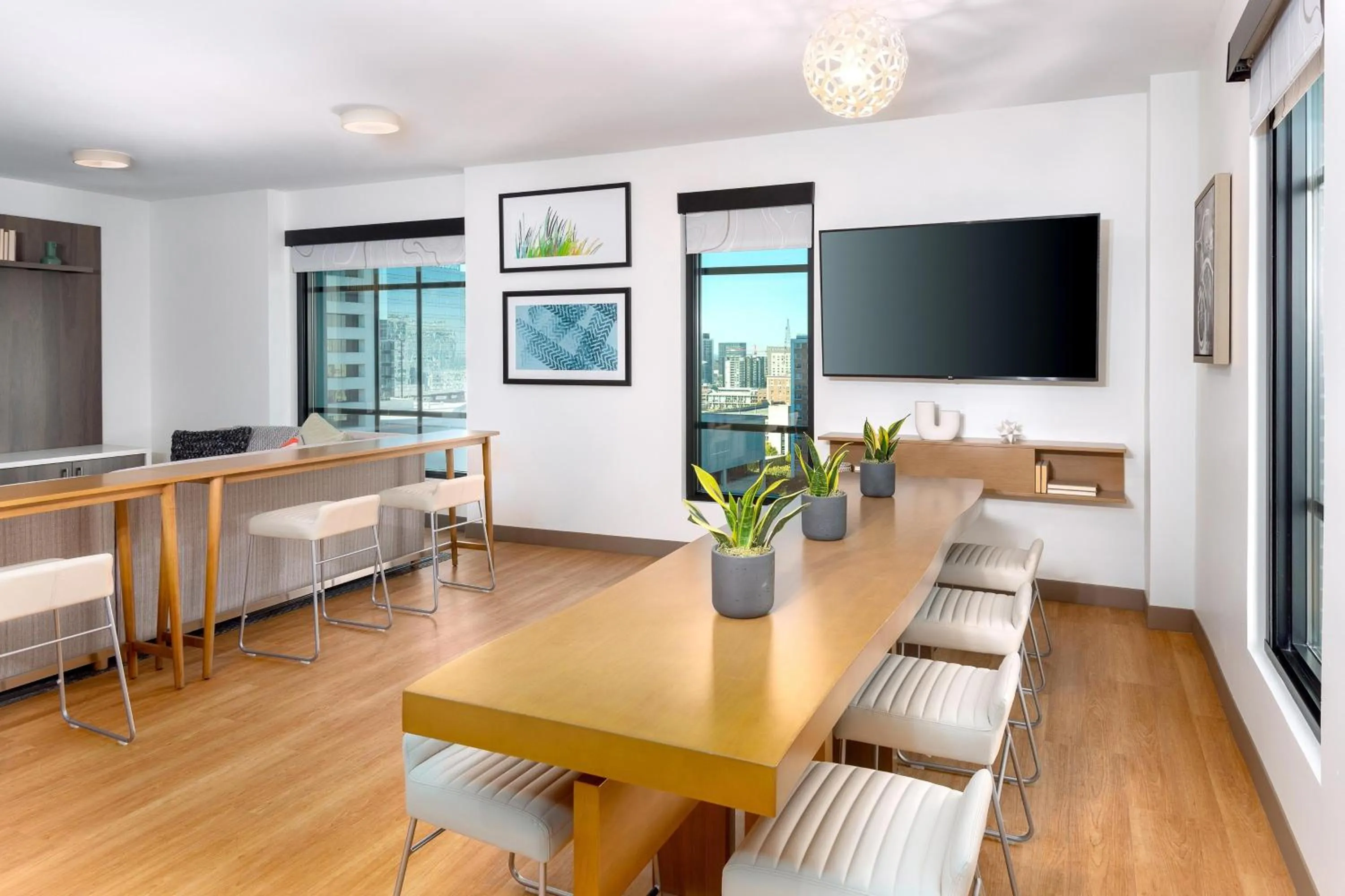 Living room in Element Atlanta Midtown