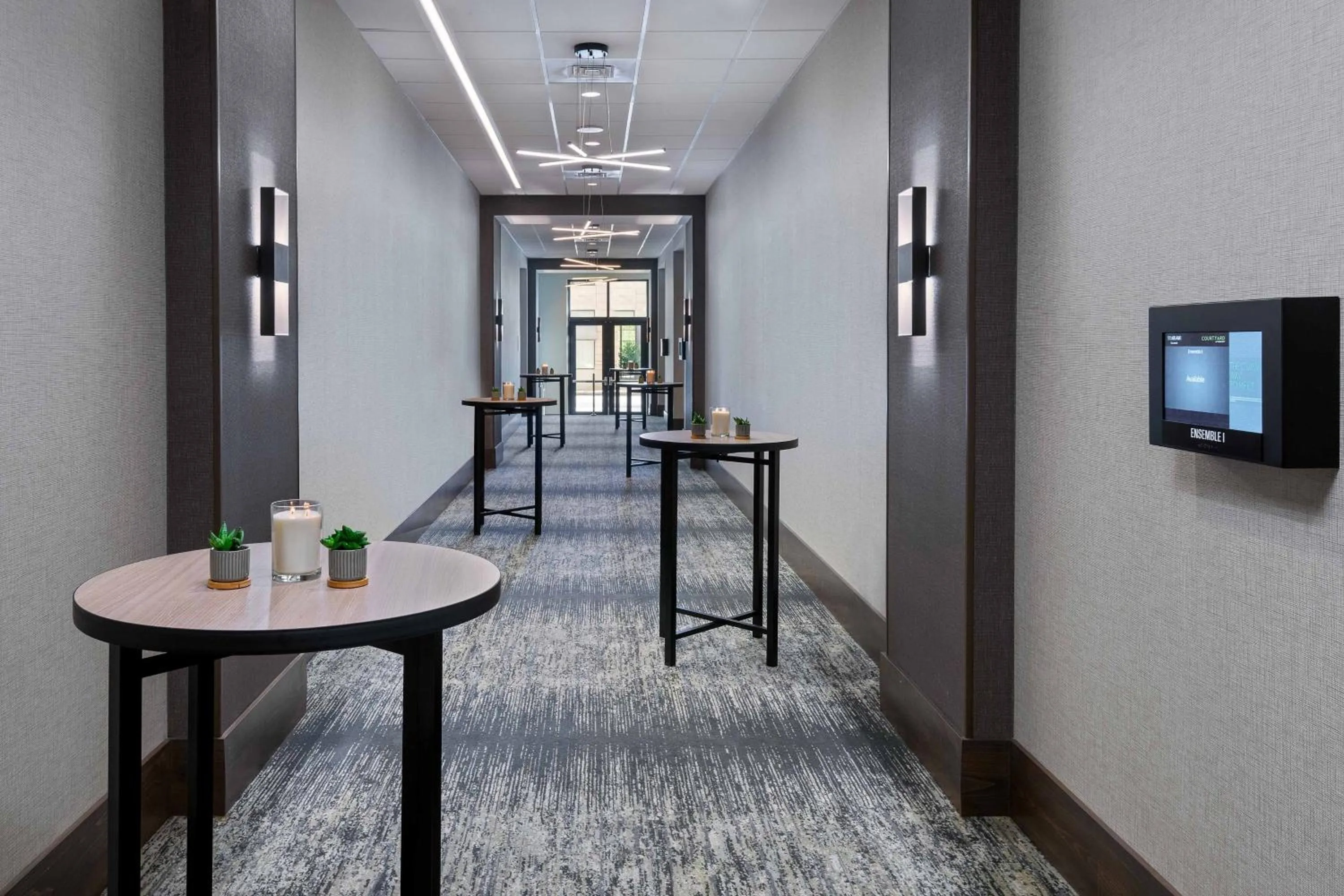 Meeting/conference room in Courtyard by Marriott Atlanta Midtown