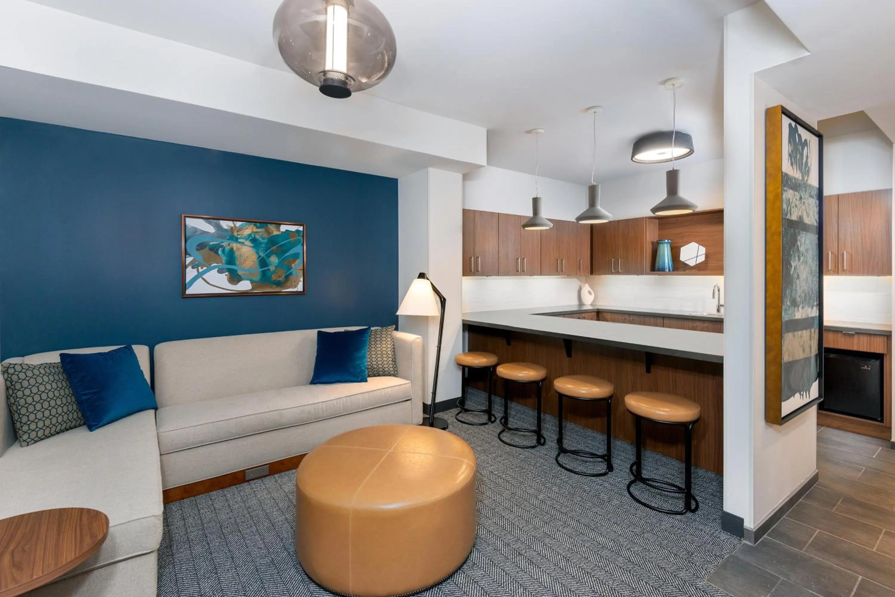 Bedroom in Courtyard by Marriott Atlanta Midtown