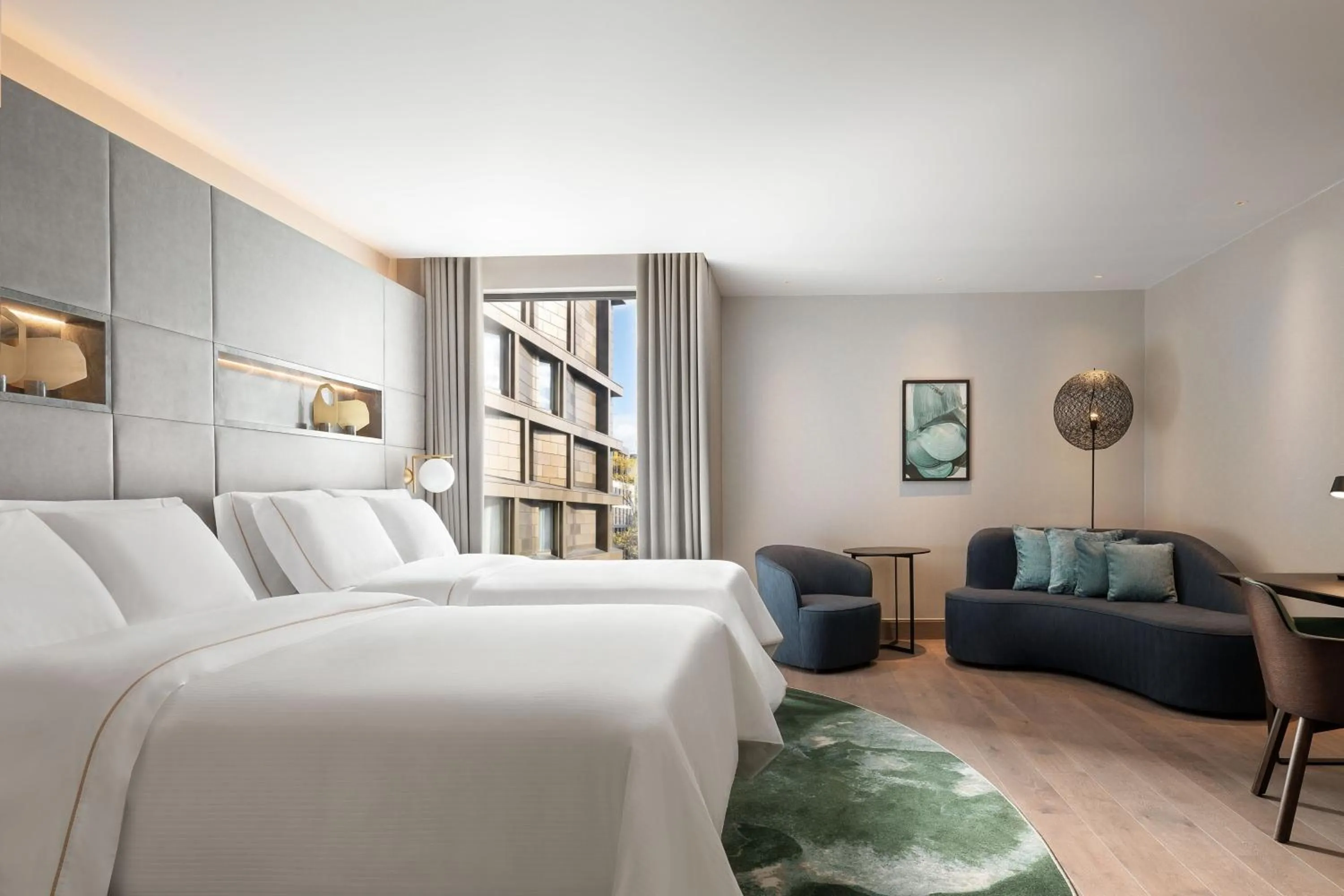 Photo of the whole room, Bed in The Westin London City