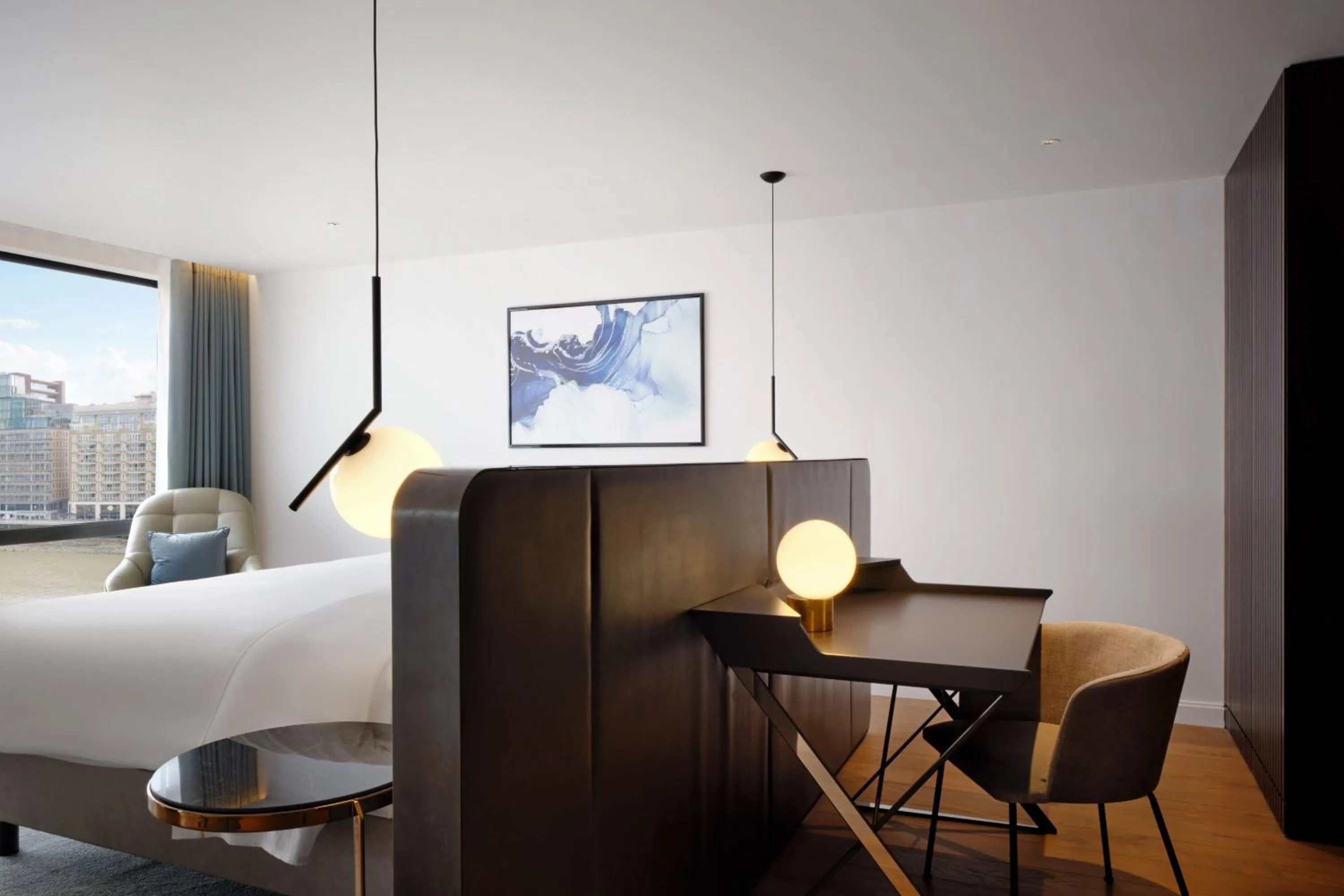 Bedroom, Bed in The Westin London City