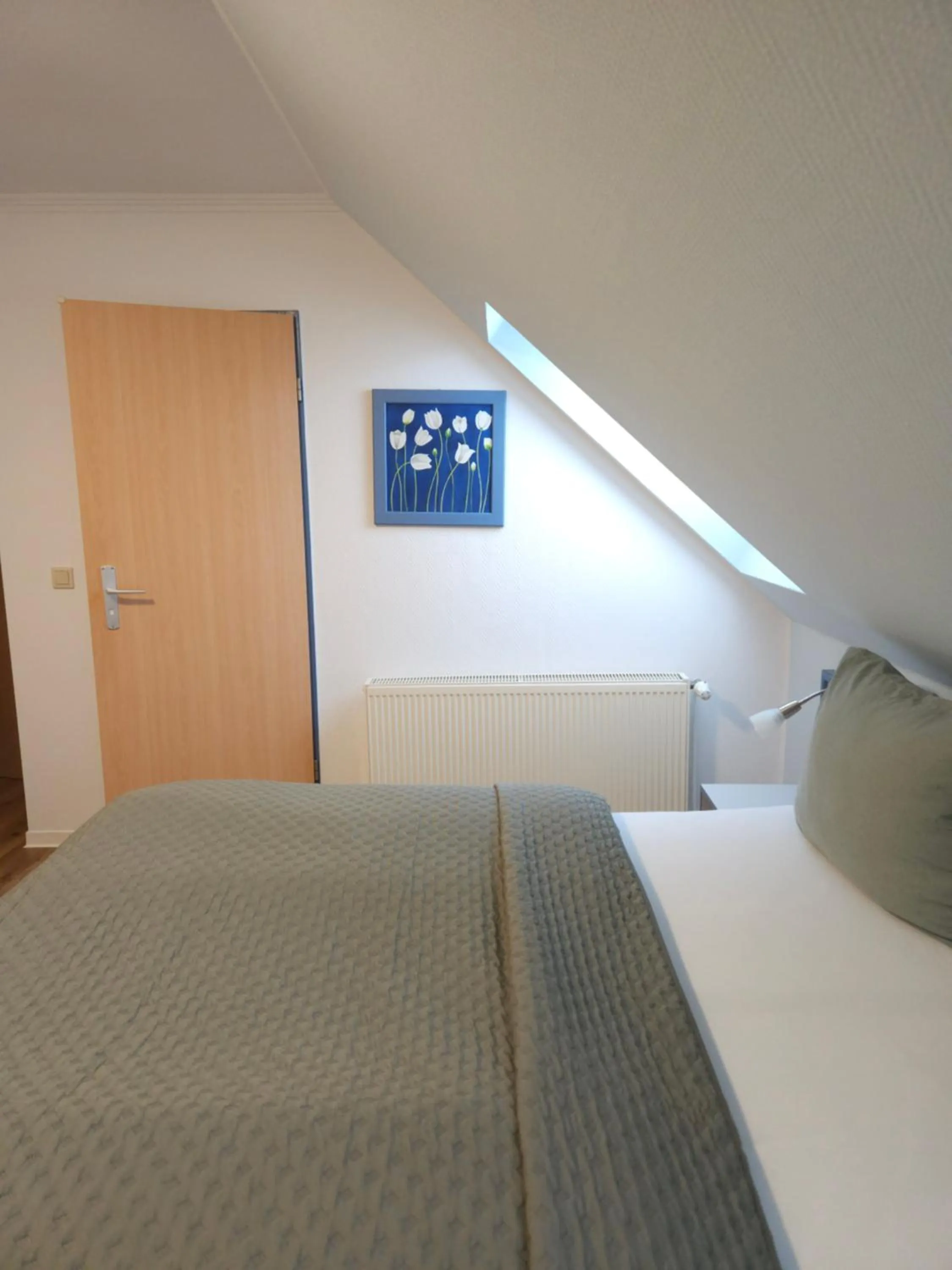 Bedroom, Bed in Hotel Am Deich