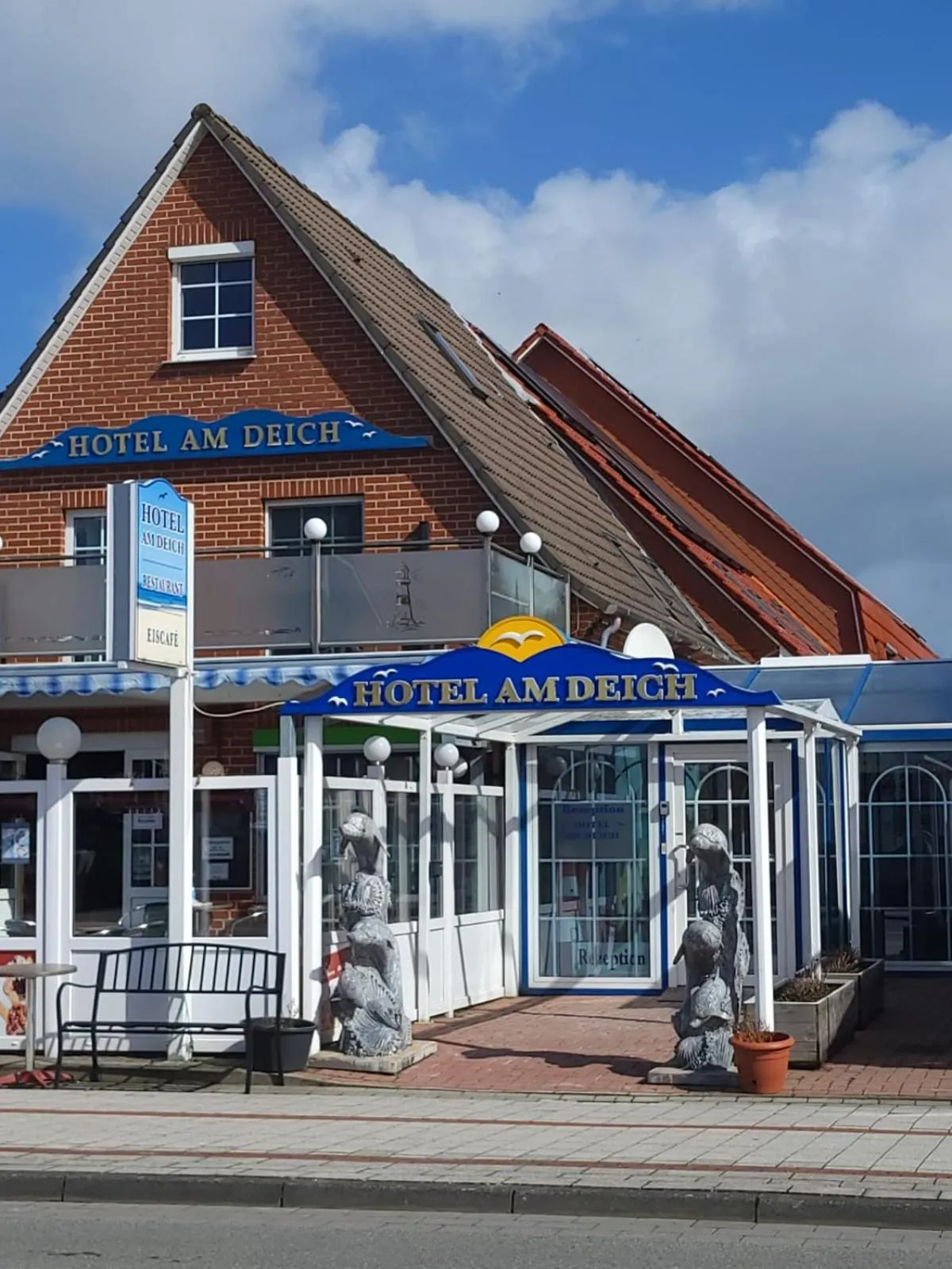 Property building in Hotel Am Deich