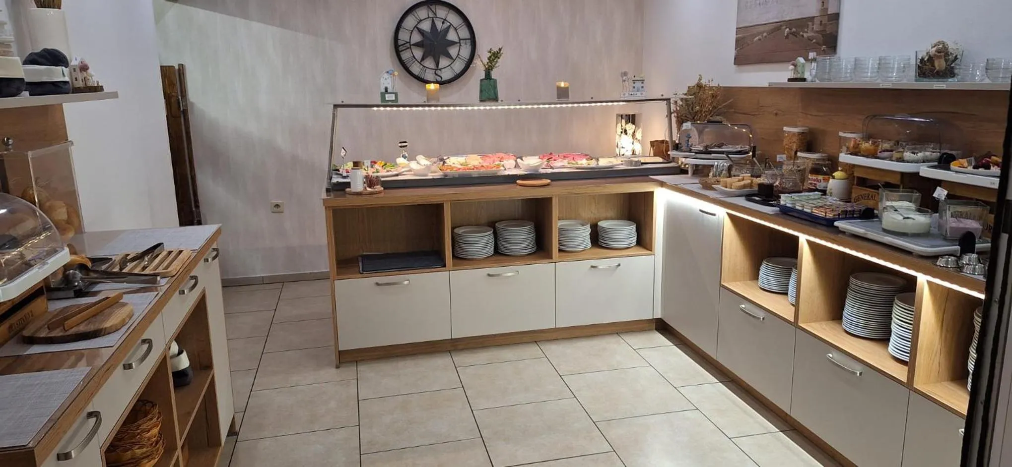 Food and drinks in Hotel Am Deich