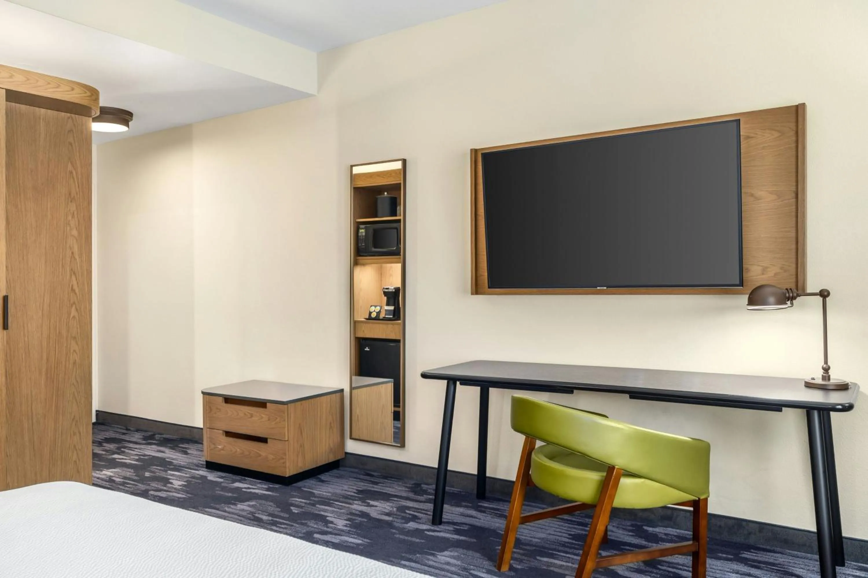 Photo of the whole room, Bed in Fairfield by Marriott Inn & Suites San Antonio Medical Center