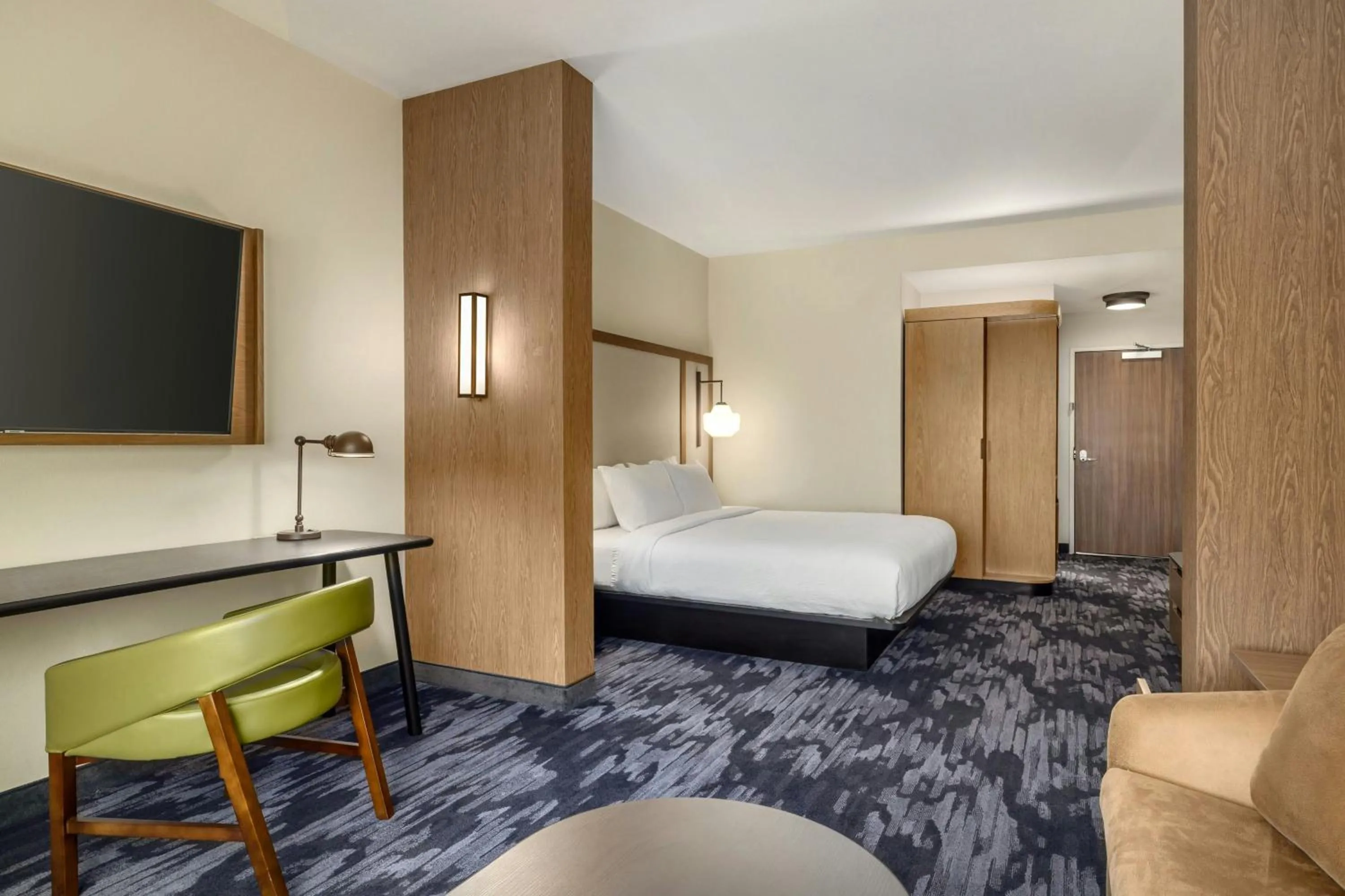 Photo of the whole room, Bed in Fairfield by Marriott Inn & Suites San Antonio Medical Center