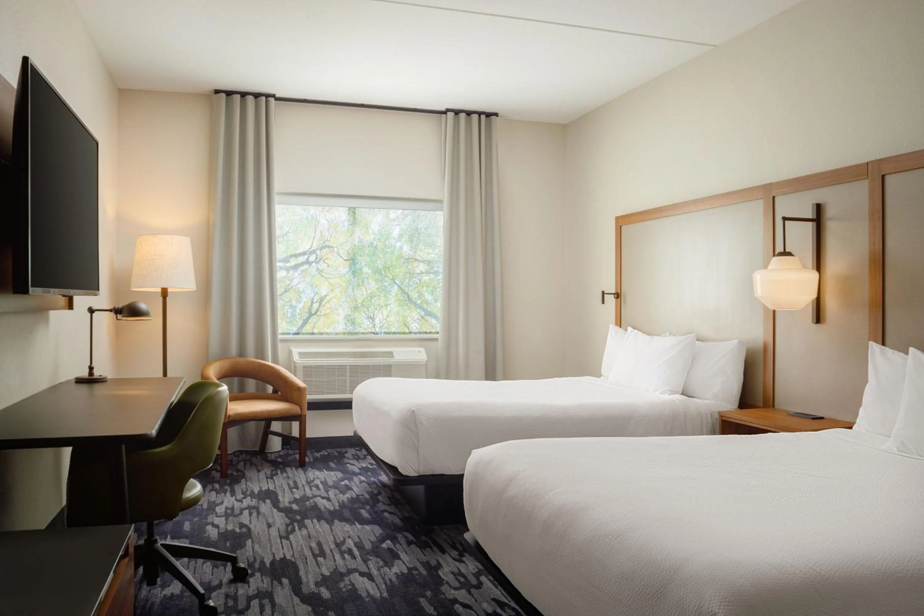 Photo of the whole room, Bed in Fairfield by Marriott Inn & Suites Knoxville Northwest