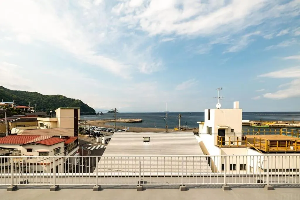 Neighbourhood in MR. TOMO KAWANA