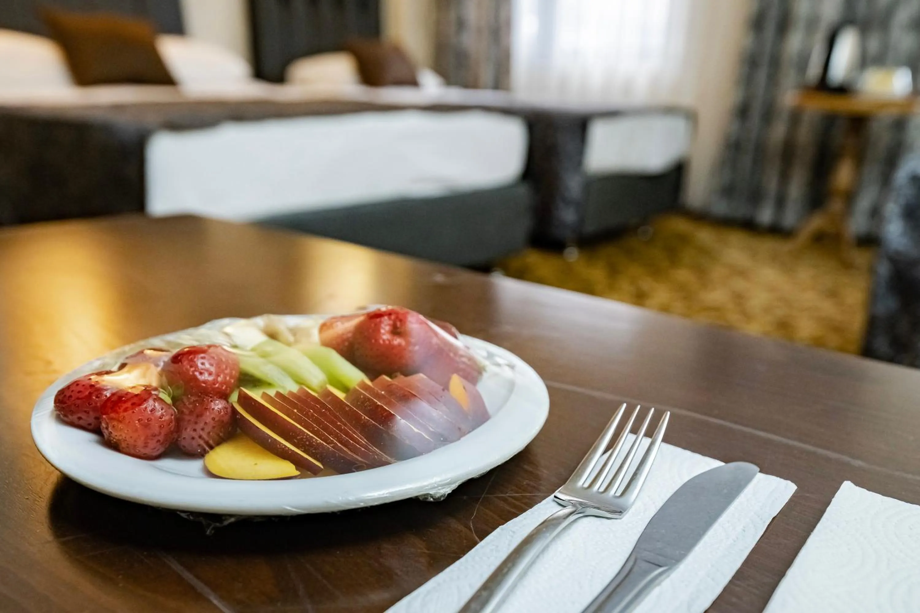 room service in Hamit Hotel Kizilay