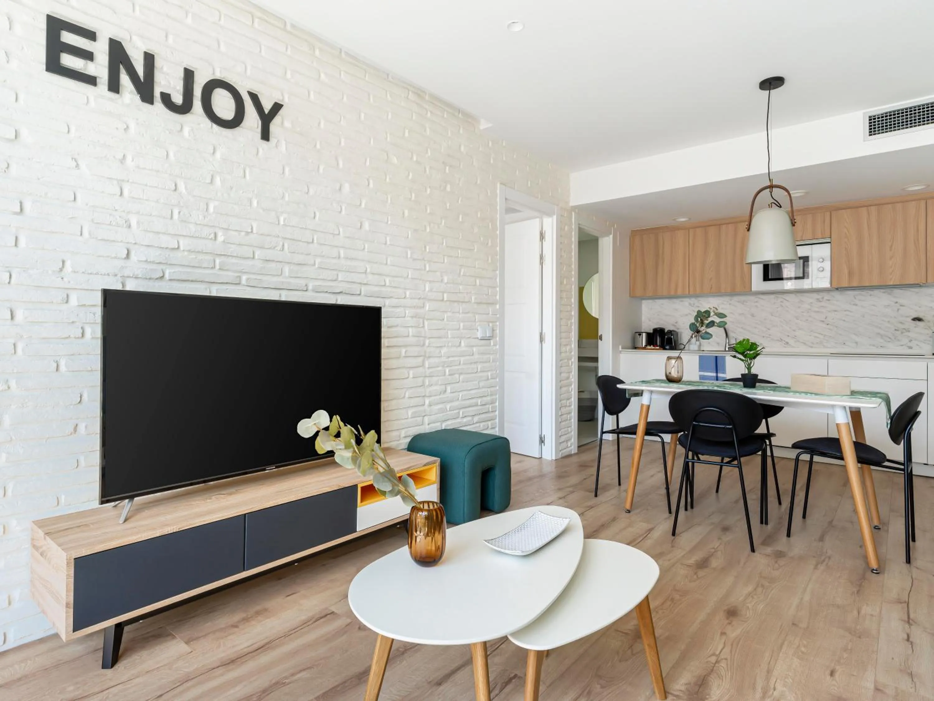 Living room in Limehome Haro Calle de la Vega