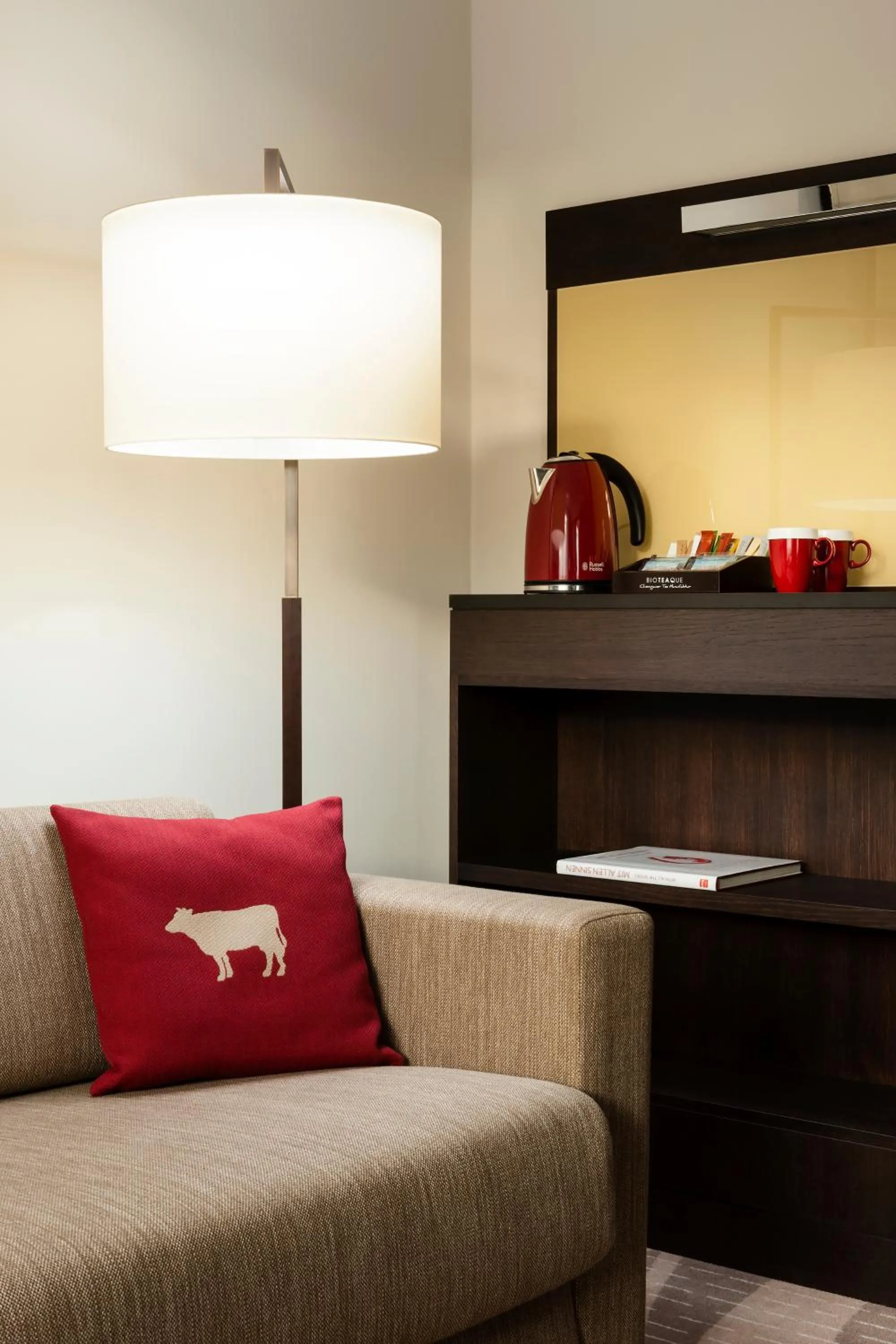 Photo of the whole room in Munich Airport Marriott Hotel