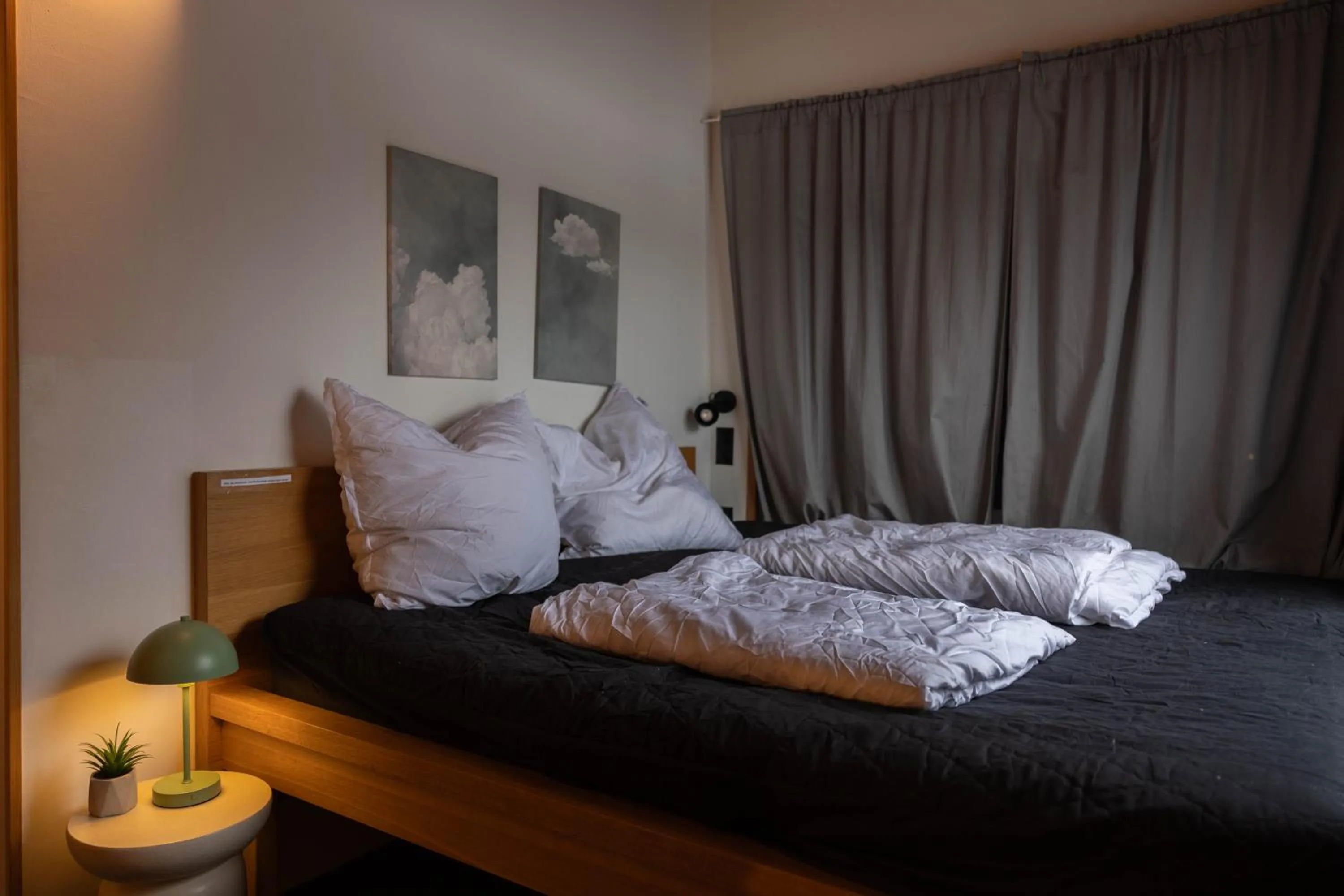 Bed in Hostel oder Ferienwohnung 1-16 Personen im BLAUEN HAUS