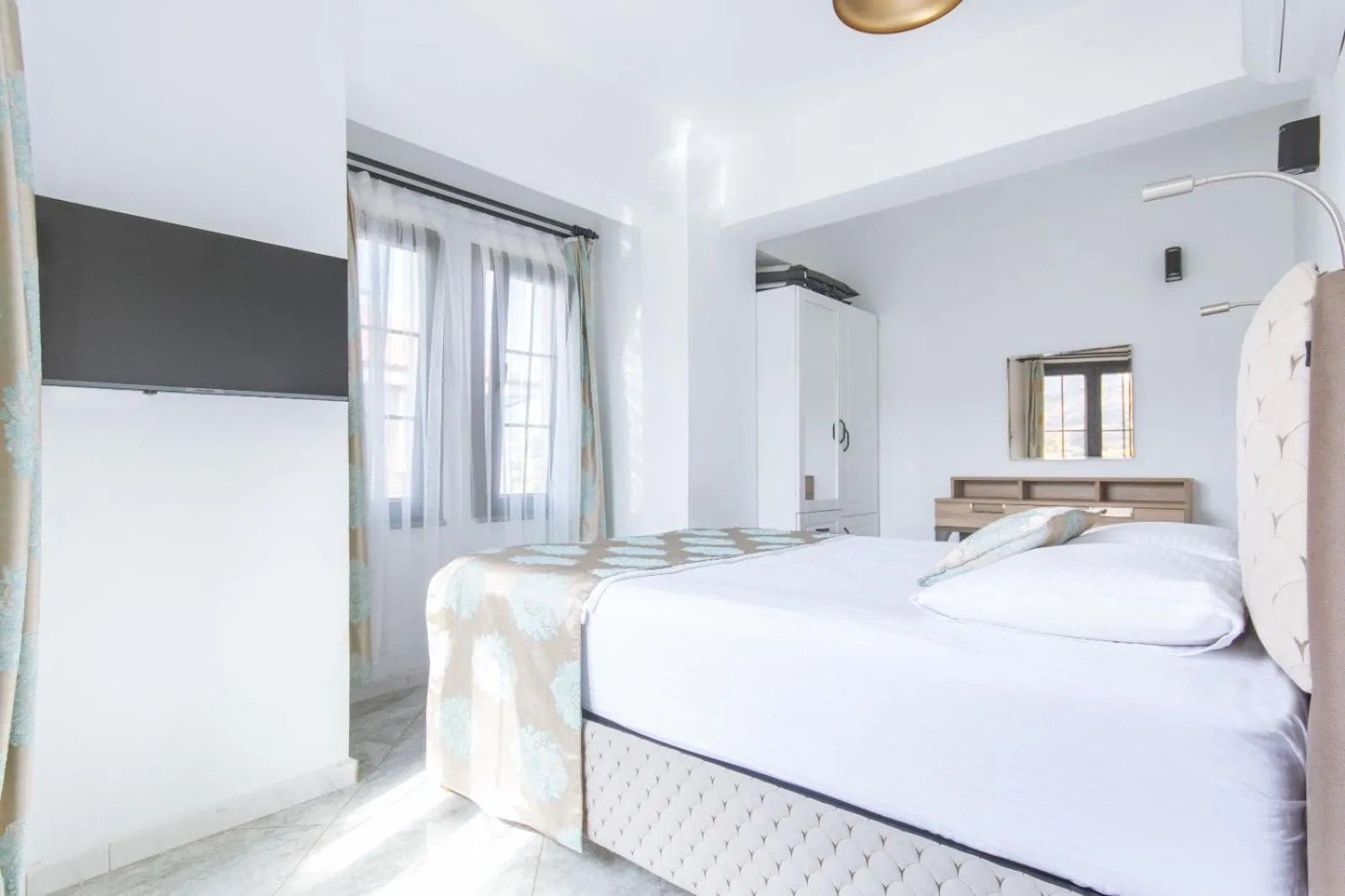 Bedroom, Bed in Gokceada Marmaros Butik Otel