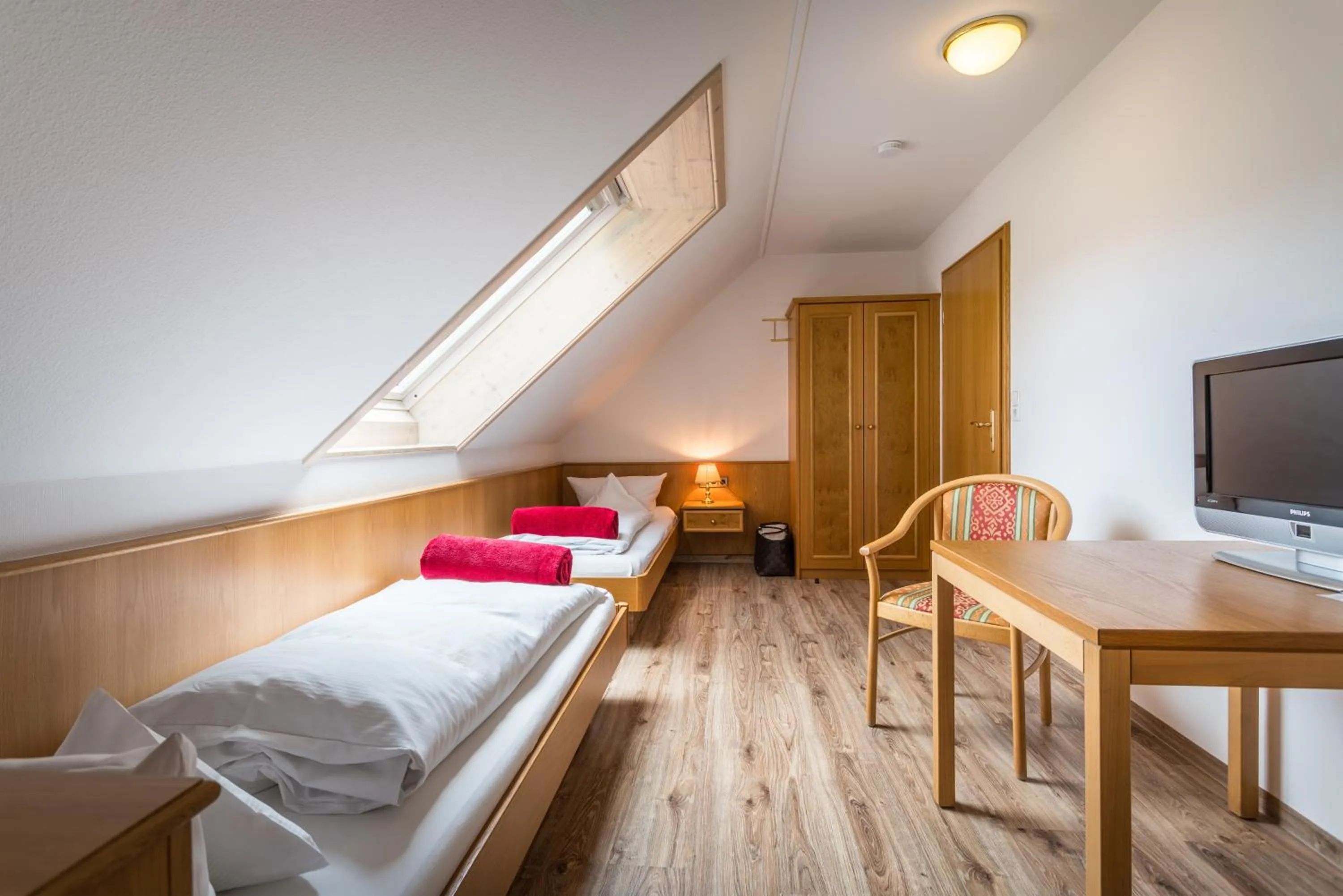 TV and multimedia, Bed in Naturparkhotel Adler