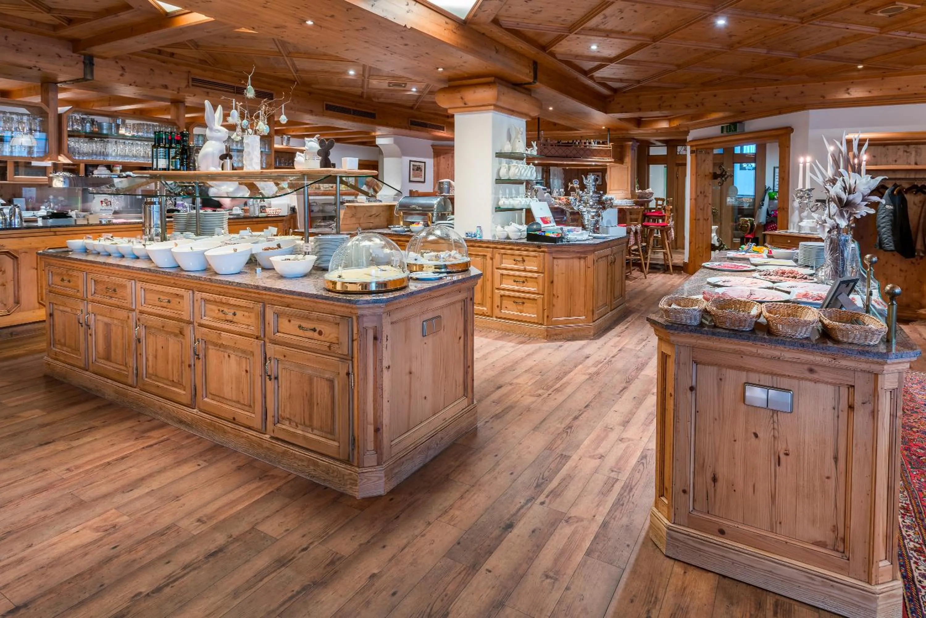 Buffet breakfast in Naturparkhotel Adler