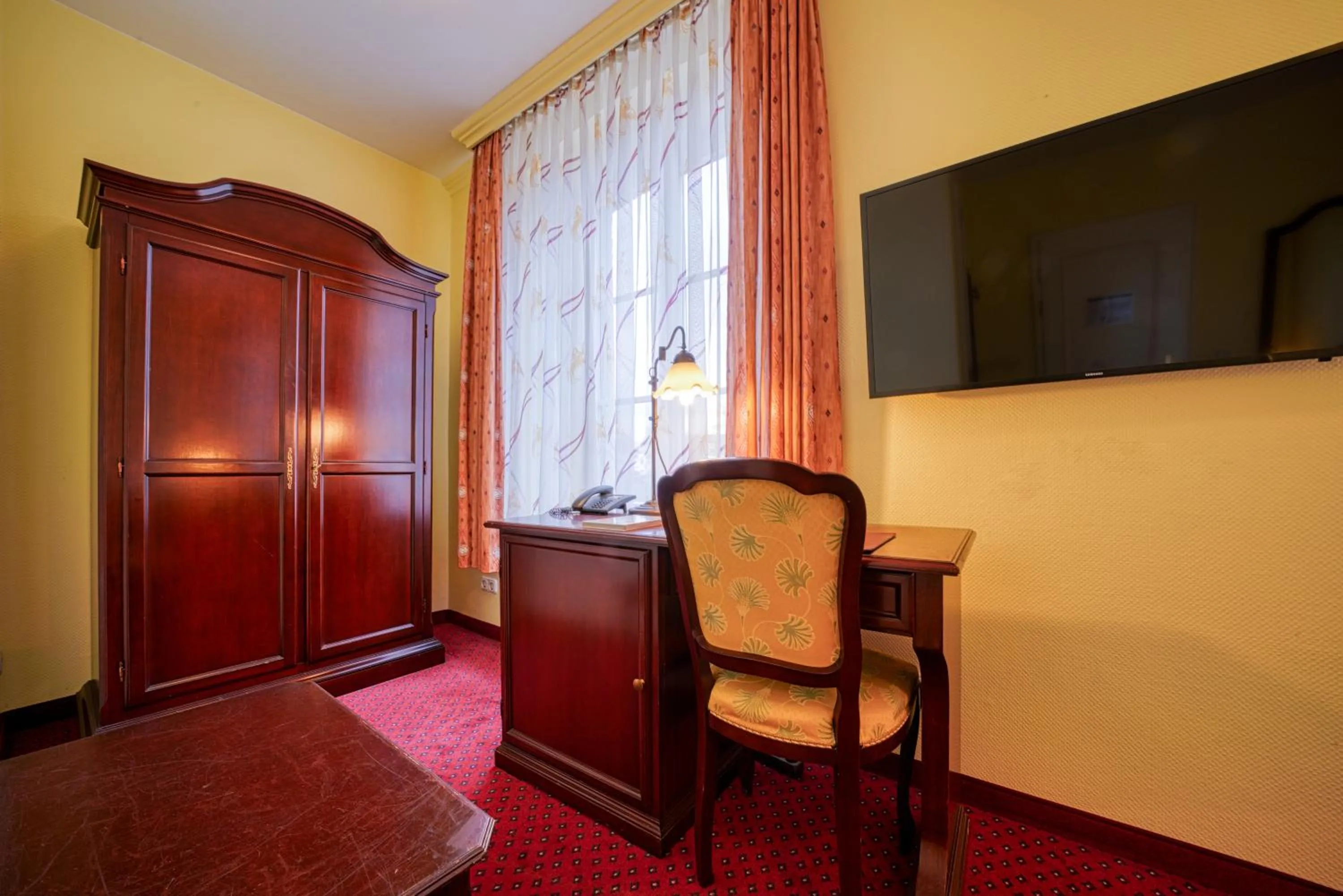 Photo of the whole room in Hotel Seeblick Wismar