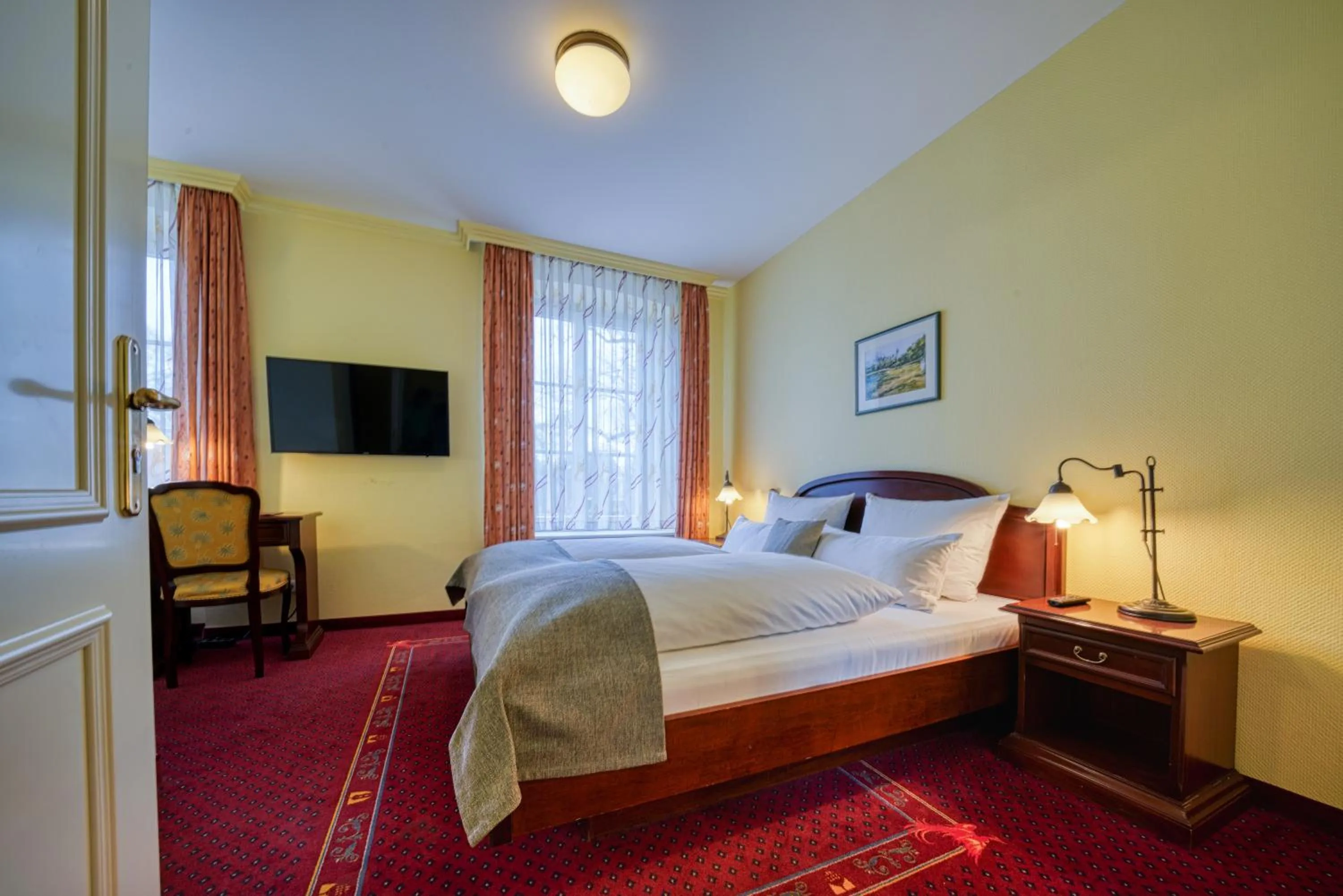 Photo of the whole room, Bed in Hotel Seeblick Wismar