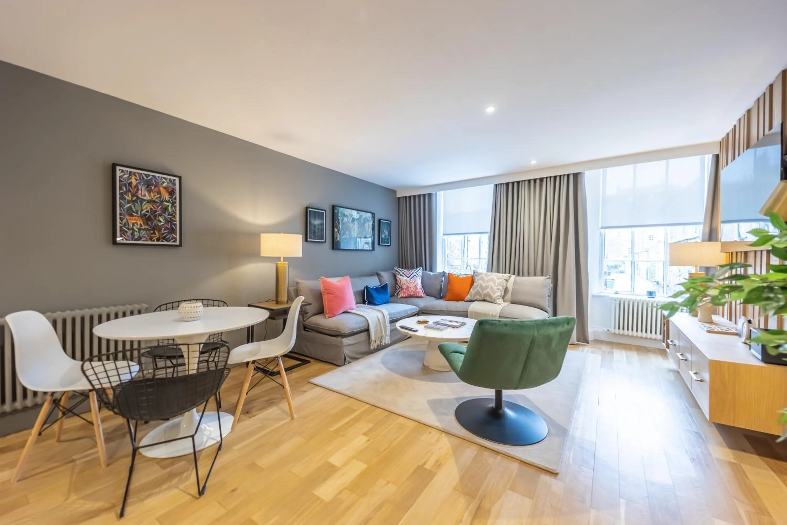 Living room in No1 Apartments Edinburgh - New Town