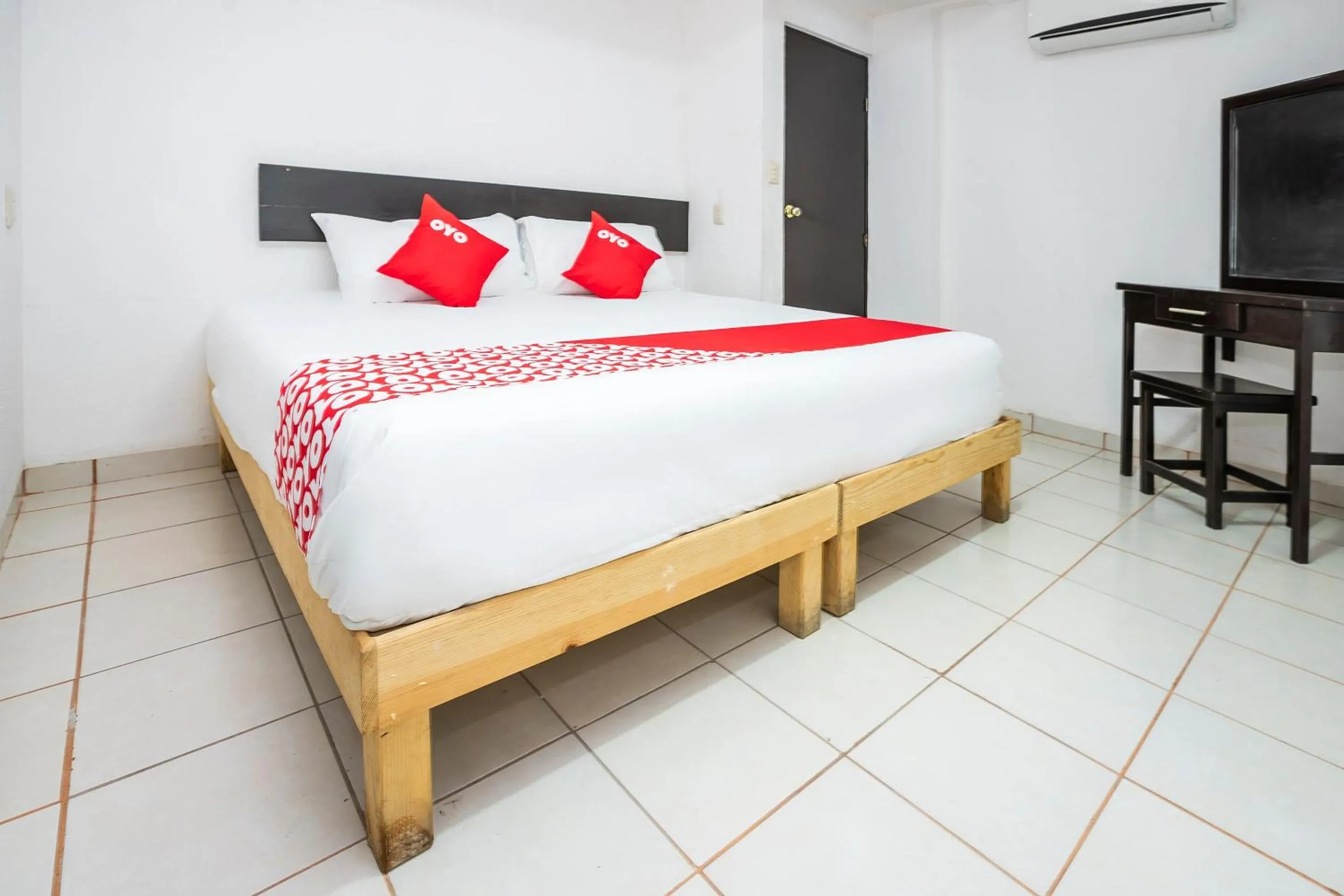 Bedroom in OYO Hotel Mexico