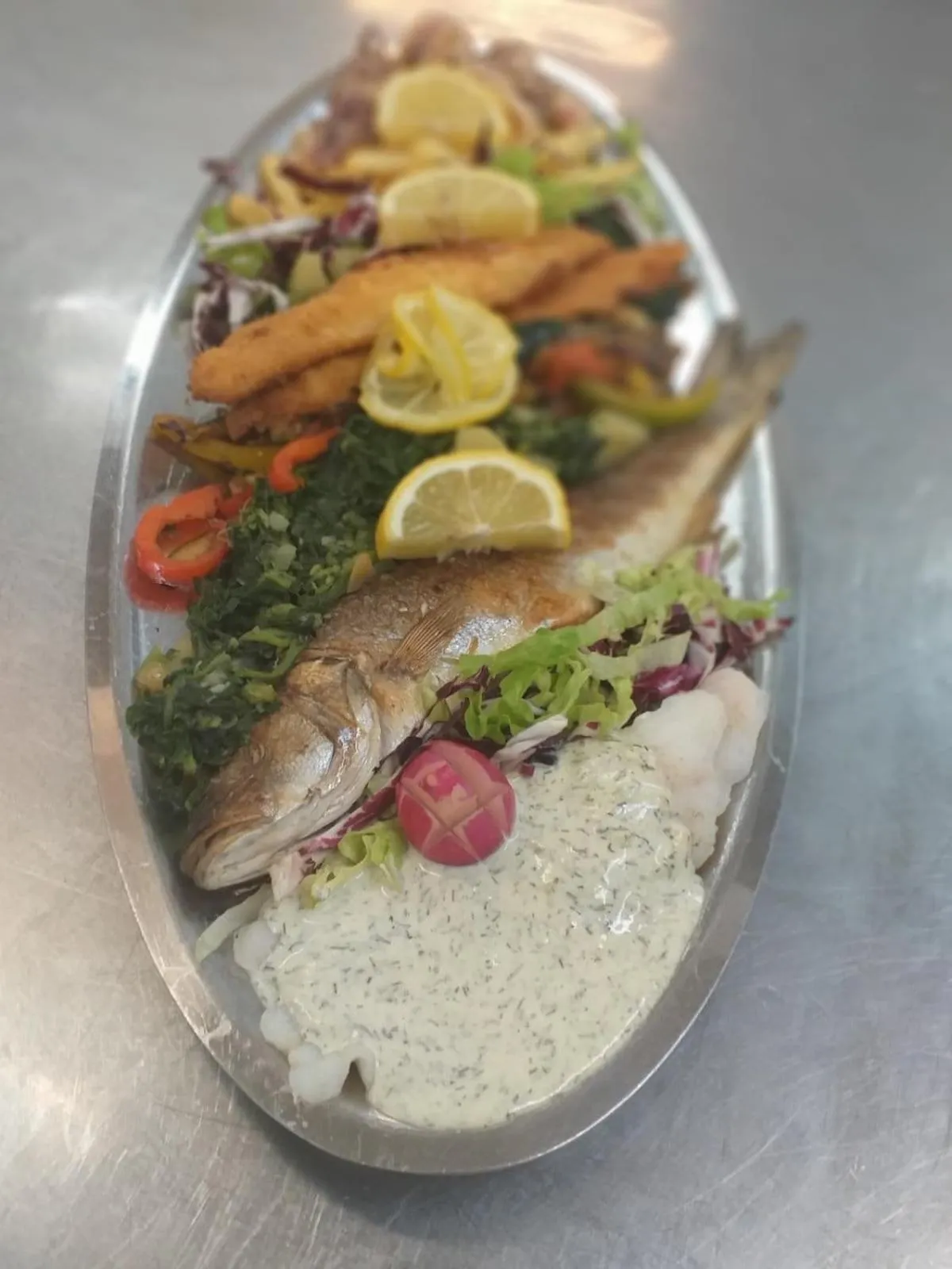 Restaurant/places to eat in Hotel Amarilis