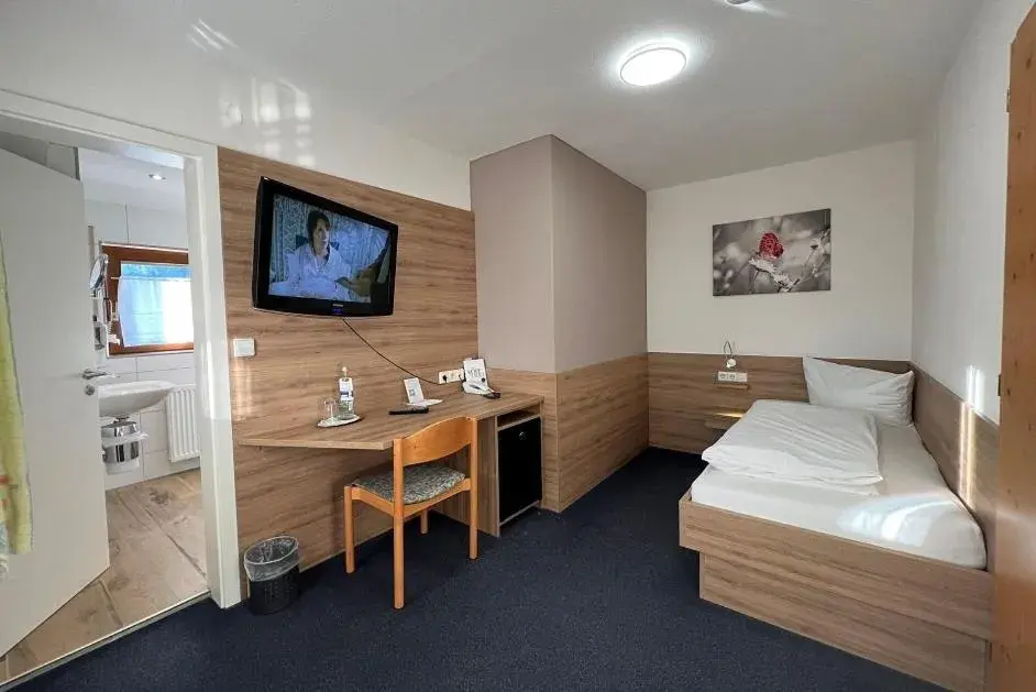 Single Room - single occupancy in Hotel Klosterbräustuben Single Room - single occupancy in Hotel Klosterbräustuben