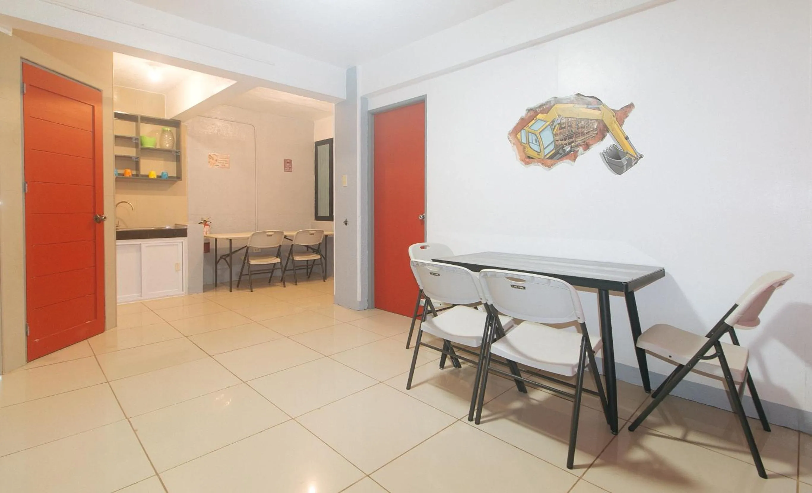 Dining area in RedDoorz Plus near Tambo Paranaque