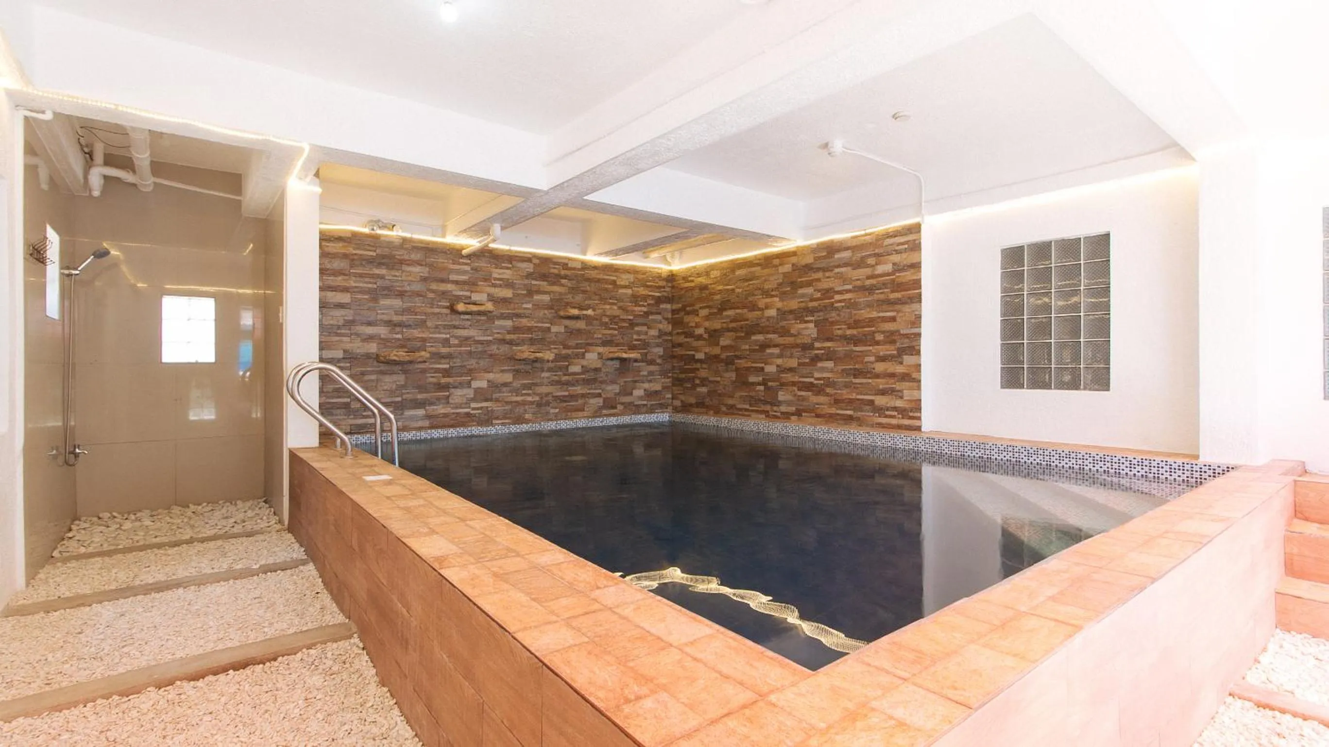 Pool view in RedDoorz Plus near Tambo Paranaque