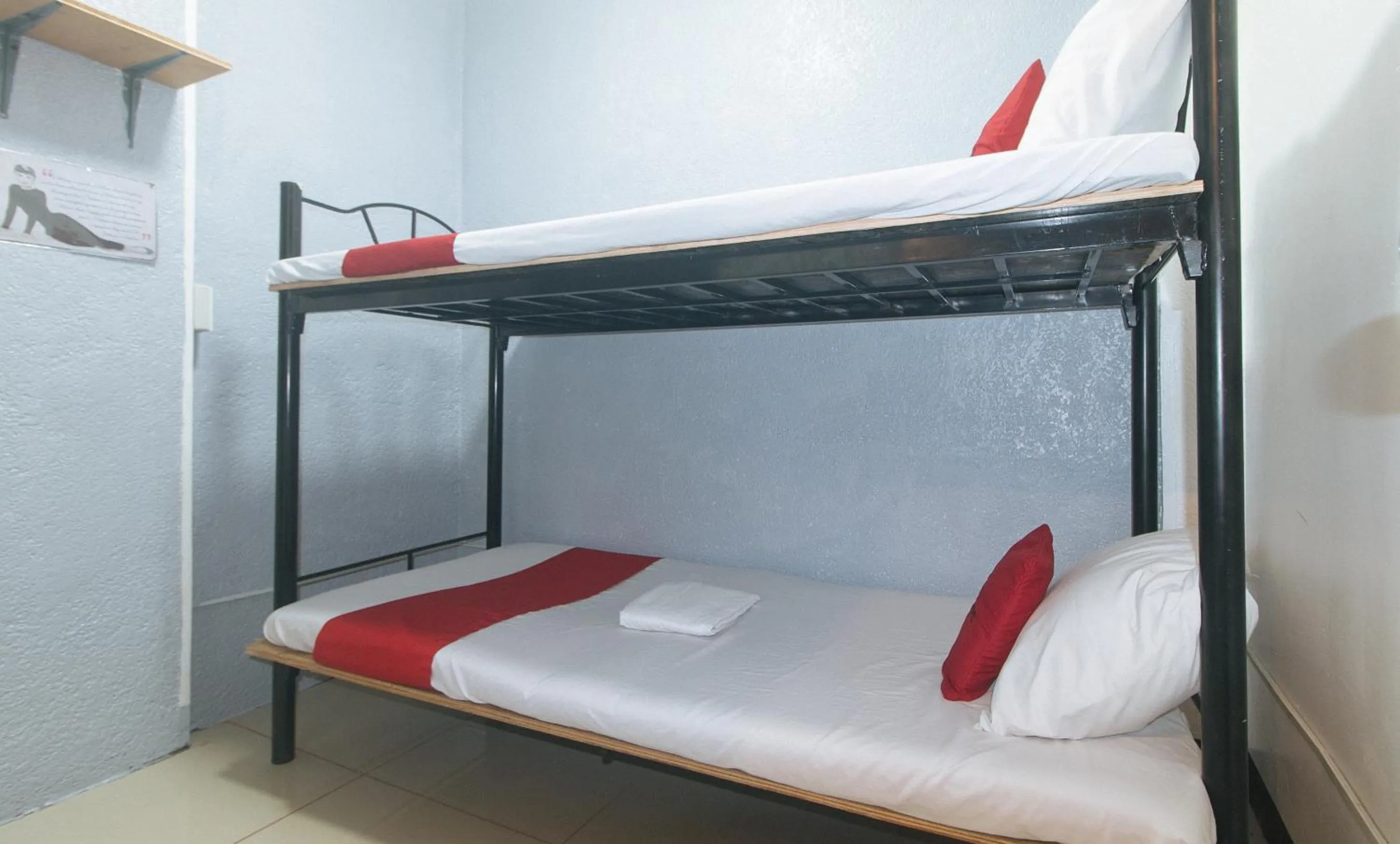 bunk bed, Bed in RedDoorz Plus near Tambo Paranaque
