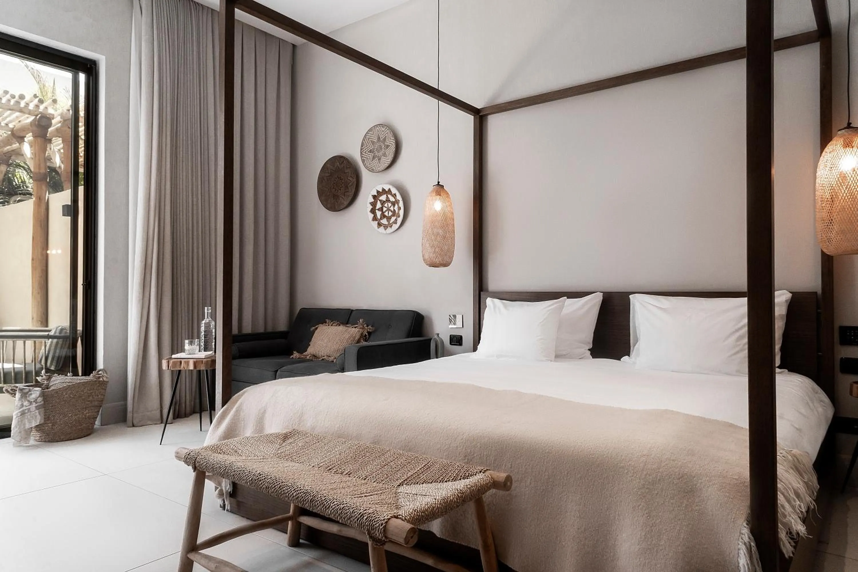 Bed in NOW-VX adults only