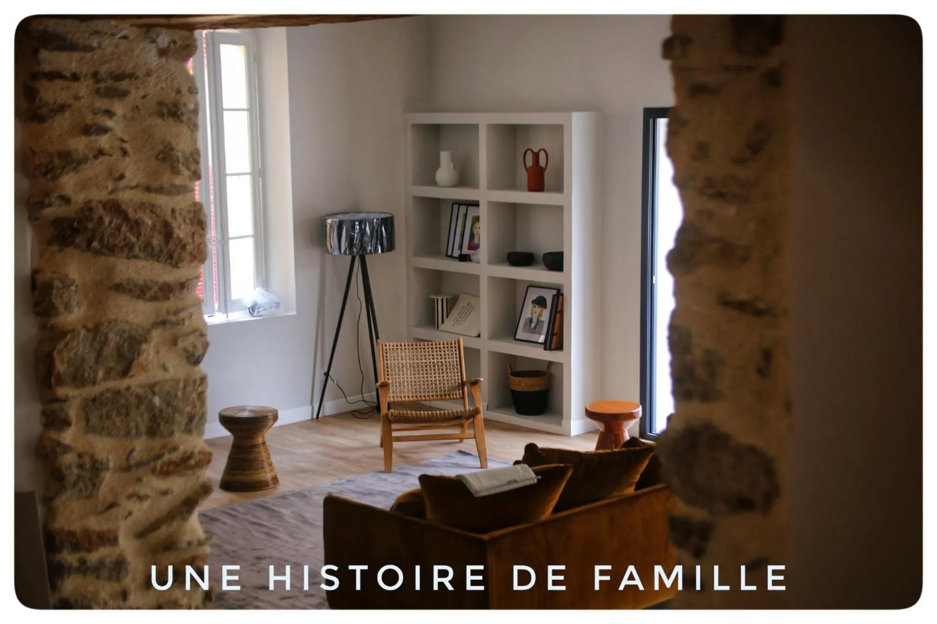 Living room in UNE HISTOIRE DE FAMILLE